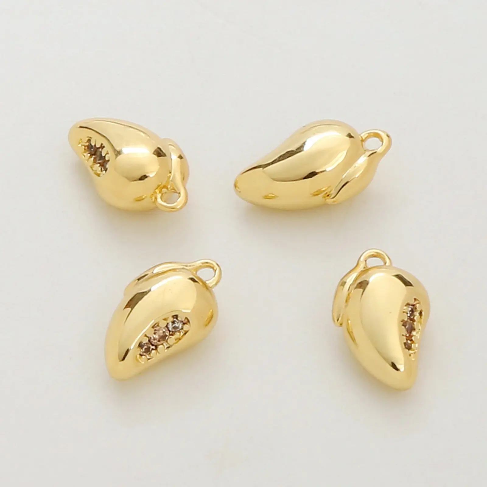 2 PCs Brass Charms 18K Gold Plated 3D Fruit Cherry Peach Strawberry Grape Pendants For Jewelry Making Necklace Bracelet DIY
