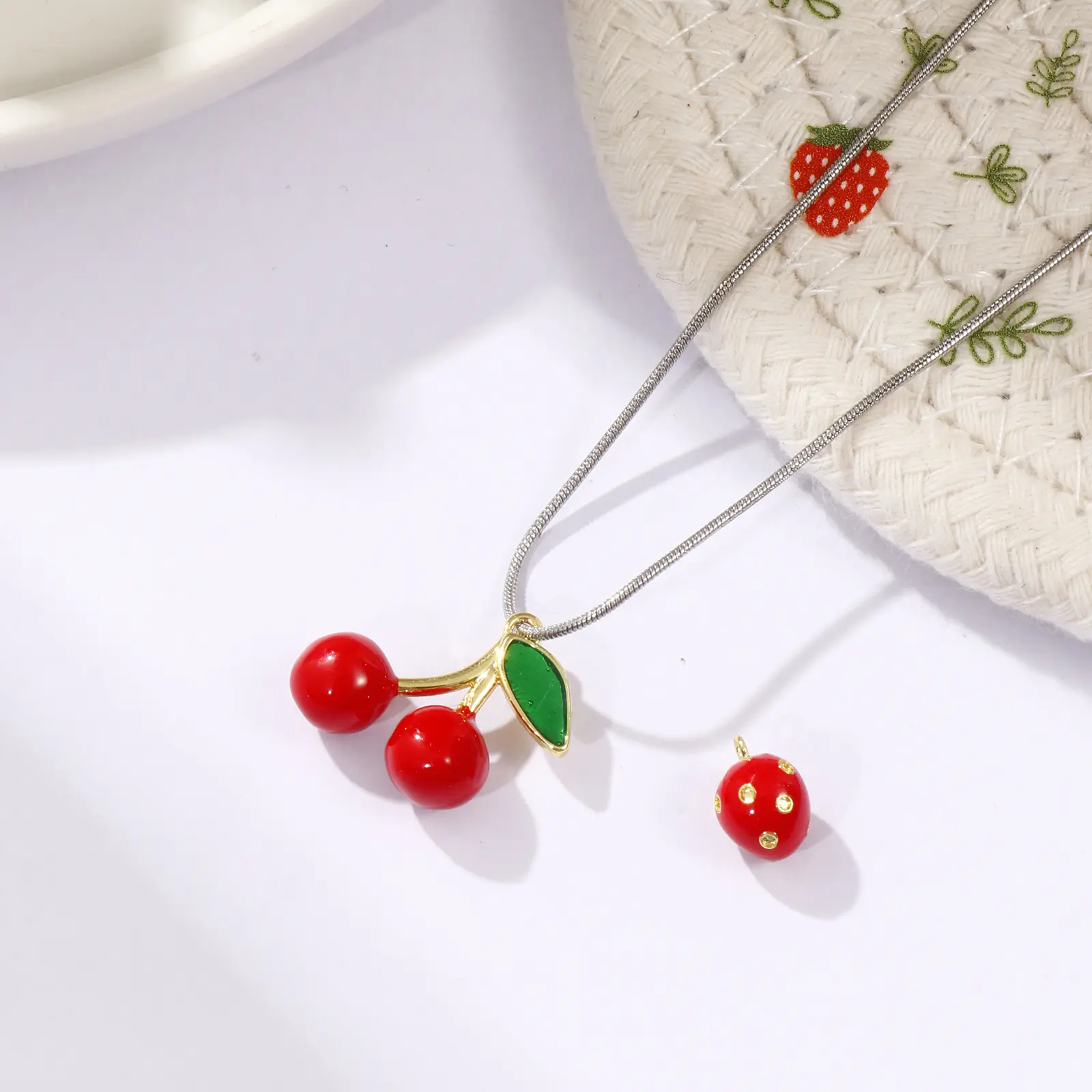 2 Piece Brass Charms 18K Gold Plated Red Enamel Fruit Strawberry Cherry Pendant For DIY Necklace Bracelet Jewelry Making