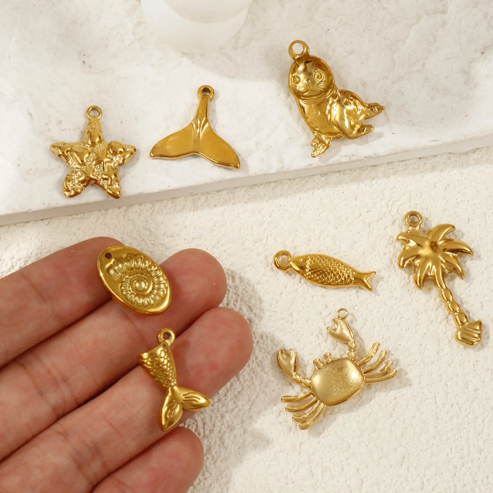 2 Pcs 304 Stainless Steel Ocean Charms 18K Gold Plated Starfish Conch Seal Coconut Tree Pendants For DIY Necklace Jewelry Making