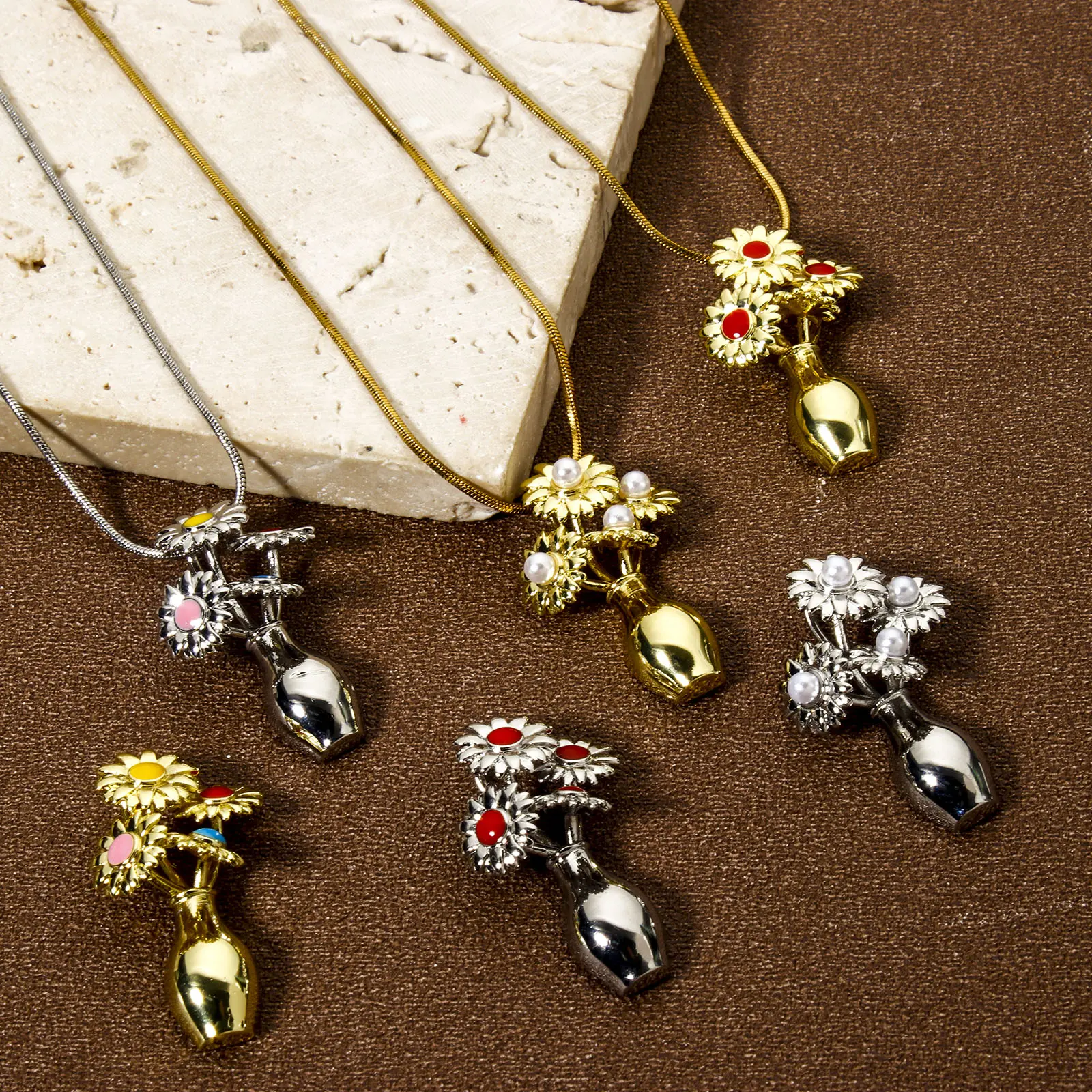 1 Piece Brass Flora Collection Pendants Multicolor Sunflower Flower Vase Pendant For Necklace Jewelry Making 3cm x 1.8cm