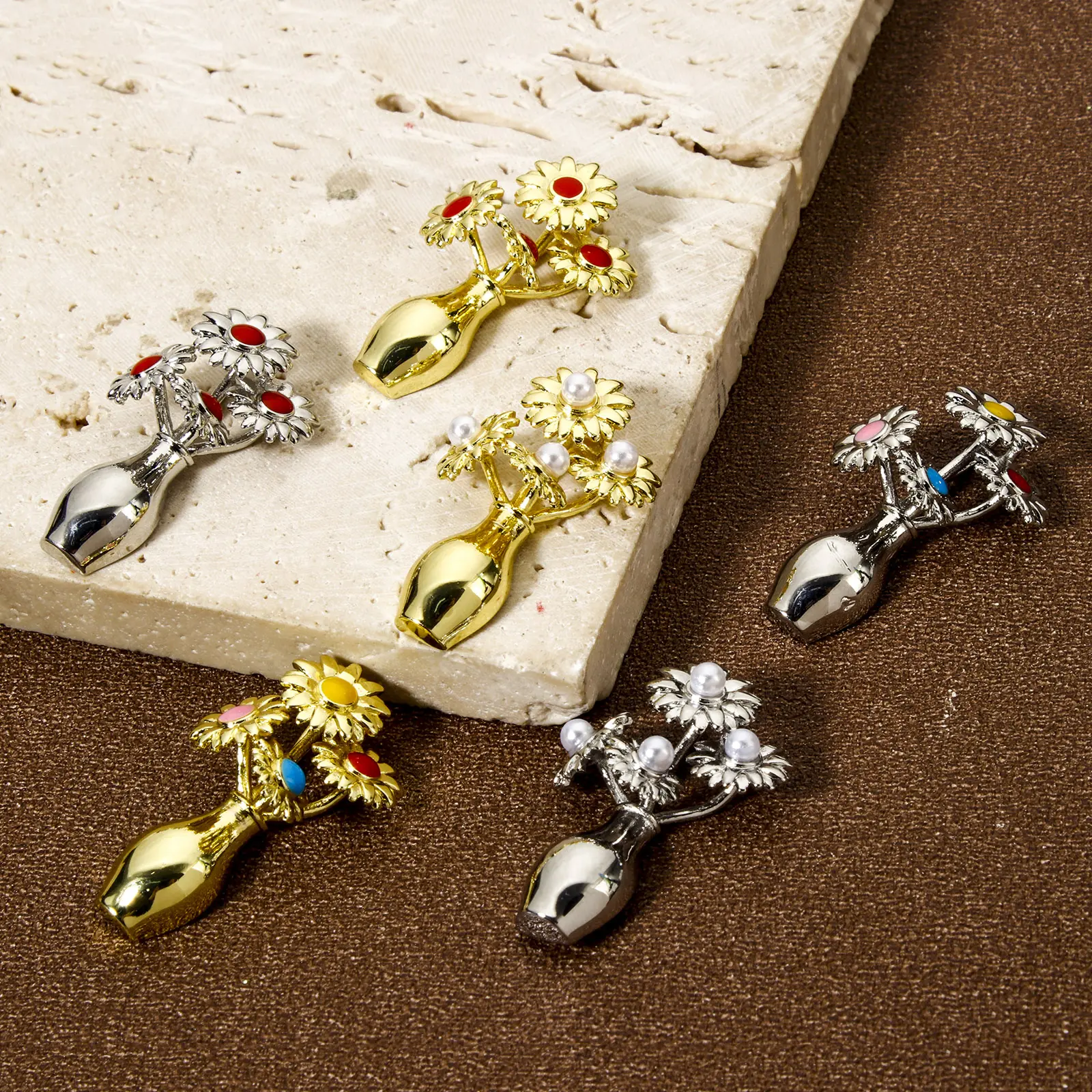 1 Piece Brass Flora Collection Pendants Multicolor Sunflower Flower Vase Pendant For Necklace Jewelry Making 3cm x 1.8cm