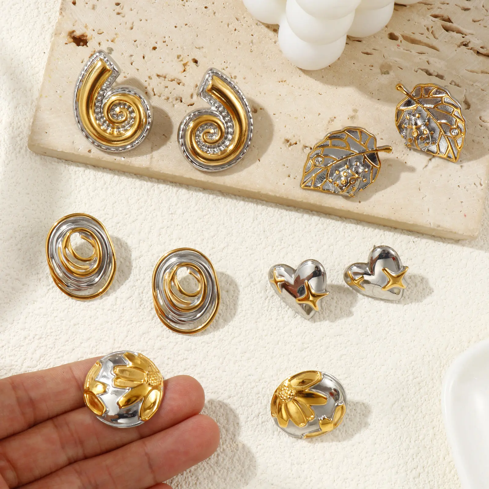 1 Pair Dainty Exquisite18K Gold Plated & Silver Plated 304 Stainless Steel Heart Flower Ear Post Stud Earrings For Women Gift