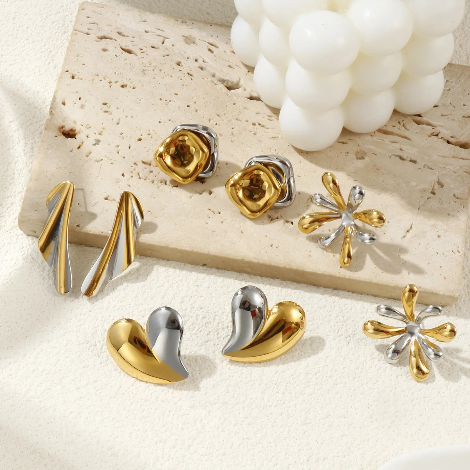 1 Pair Dainty Exquisite18K Gold Plated & Silver Plated 304 Stainless Steel Heart Flower Ear Post Stud Earrings For Women Gift