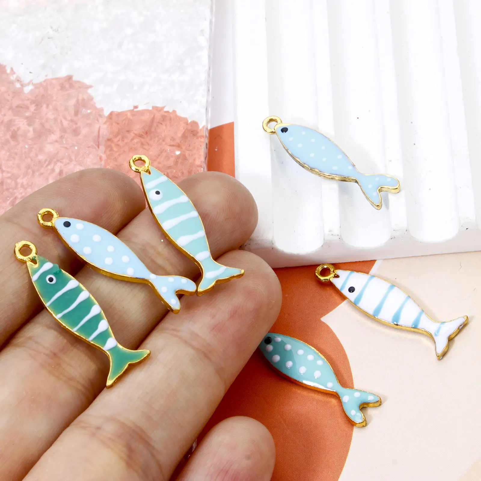 5 Piece Zinc Based Alloy Double Sided Enamelled Fish Animal Sequins Charms Gold Plated Animal  Pendants For DIY Jewelry Making