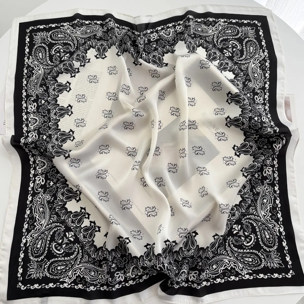 Luxury Paisley Print Female Satin Neck Scarf Square Hair Scarves Foulard Head Band Shawls Wraps Neckerchief Bandana Women