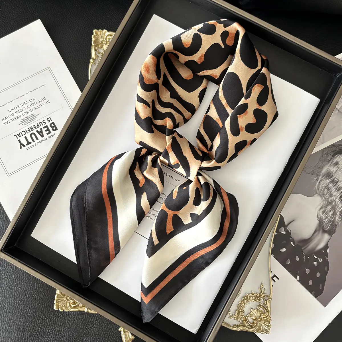 New Literary Fashionable Bandana Imitation Silk 70*70cm Temperament Square Scarves Women Spring/Summer Soft Satin Scarf