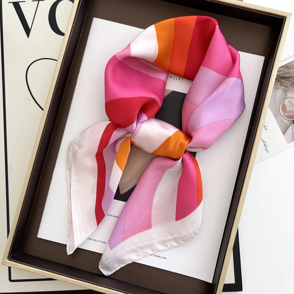 New Literary Fashionable Bandana Imitation Silk 70*70cm Temperament Square Scarves Women Spring/Summer Soft Satin Scarf