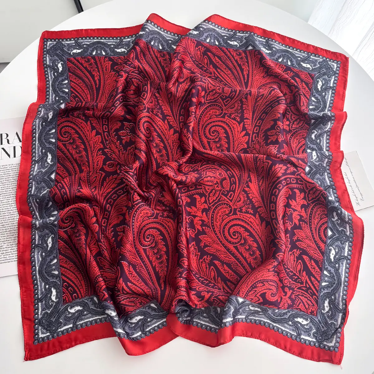 2025 New Fashion 70X70cm Women's Scarf Silk Paisley Print Scarf Square Shawl Decorative Headband Neck Luxury Design Bandana