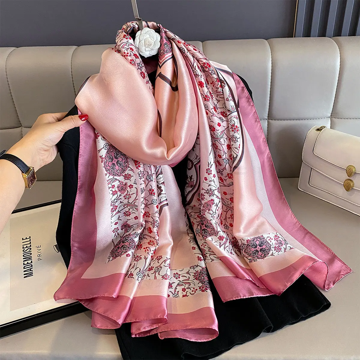 Luxury Brand Women Summer Scarf Florald Print Shawls Wraps Soft Female Muffler Hijab For Beach Travel