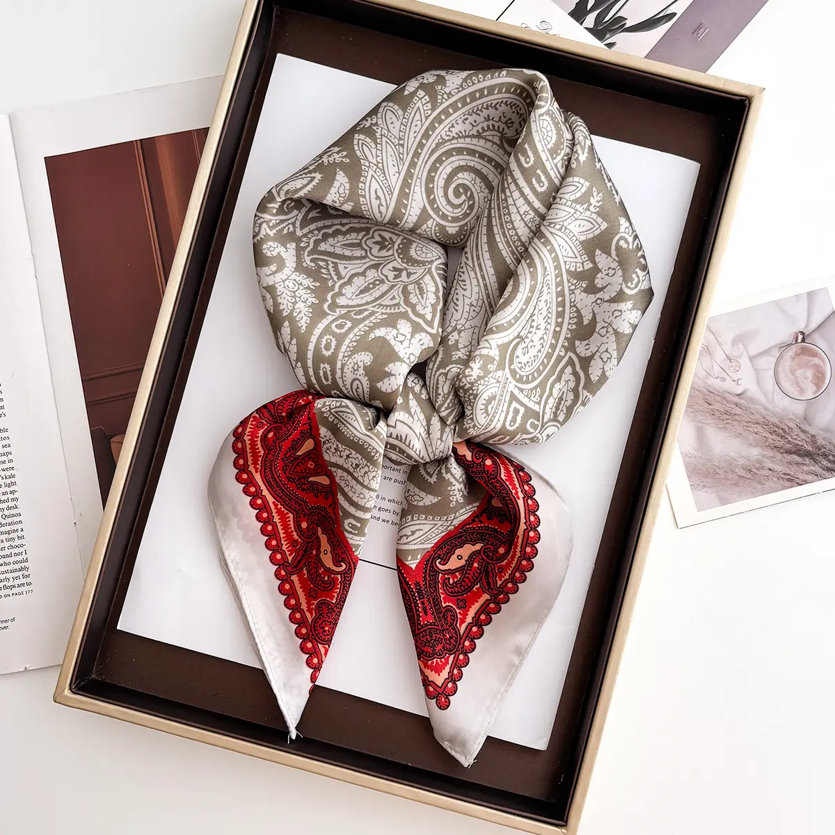 2025 New Fashion 70X70cm Women's Scarf Silk Paisley Print Scarf Square Shawl Decorative Headband Neck Luxury Design Bandana