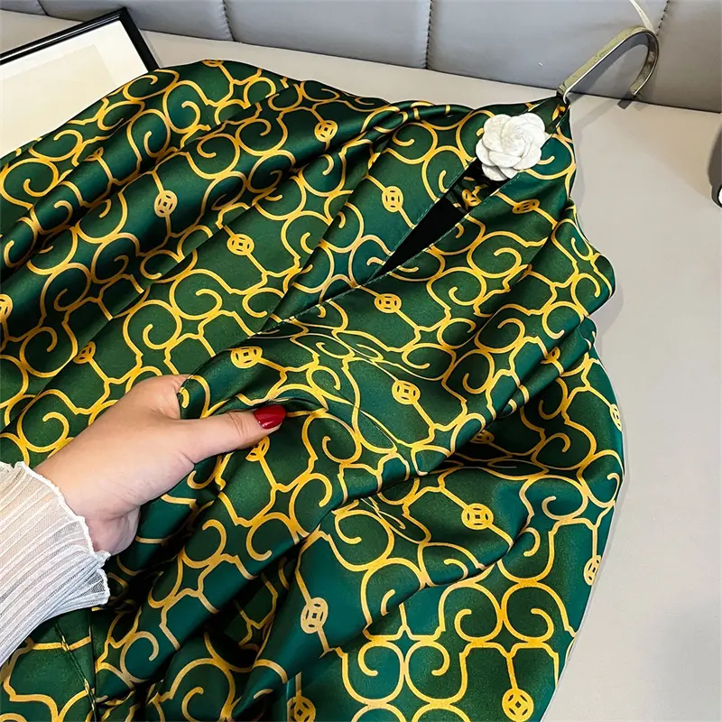 2025 Fashion Shawl Women's Silk Scarf Luxury Brand Satin Hijab Turbante Foulard Summer Beach Stole