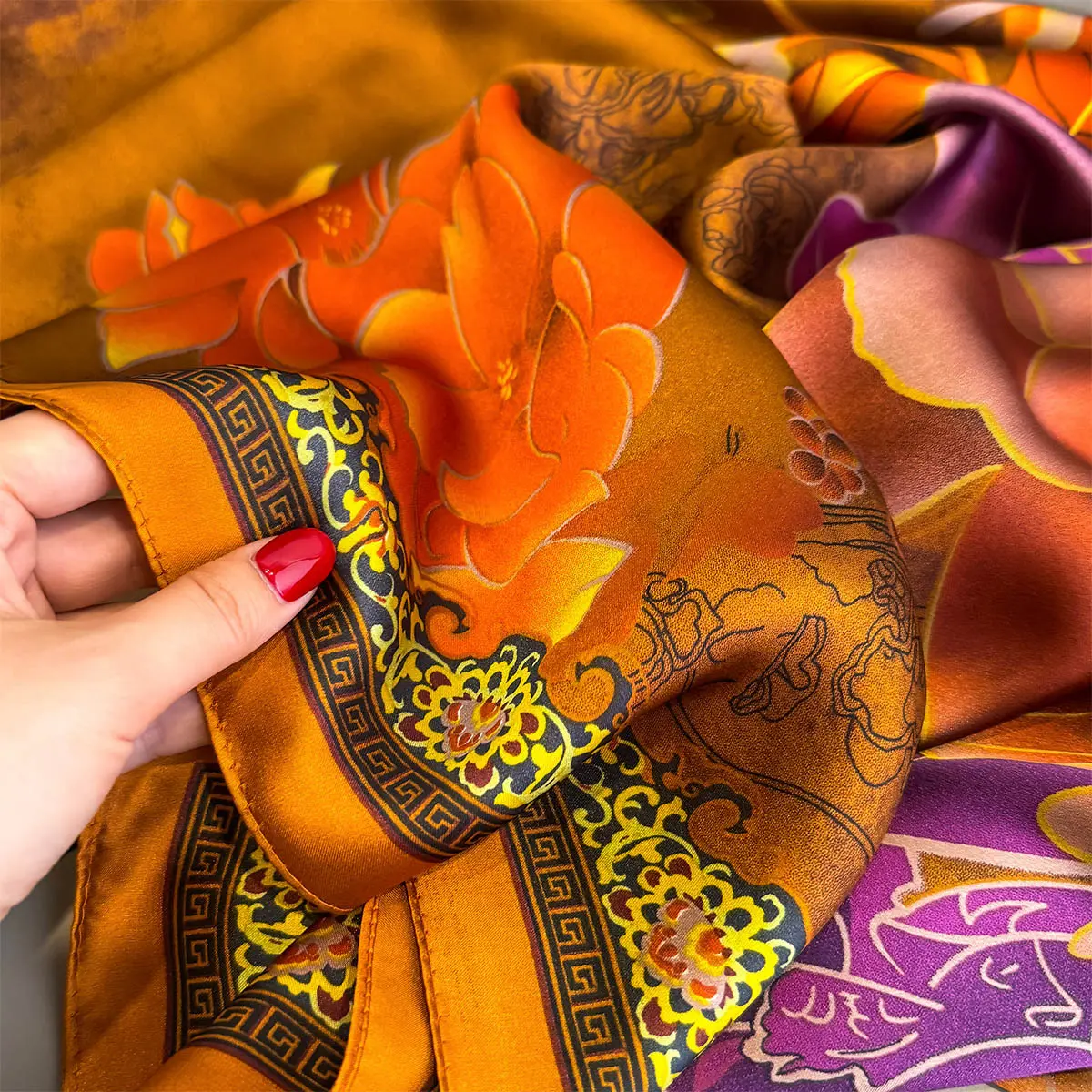 Luxury Brand Women Summer Silk Scarves Shawls Wraps Soft Female Beach Yellow Stole Bandanna Foulard Muffler Scarf