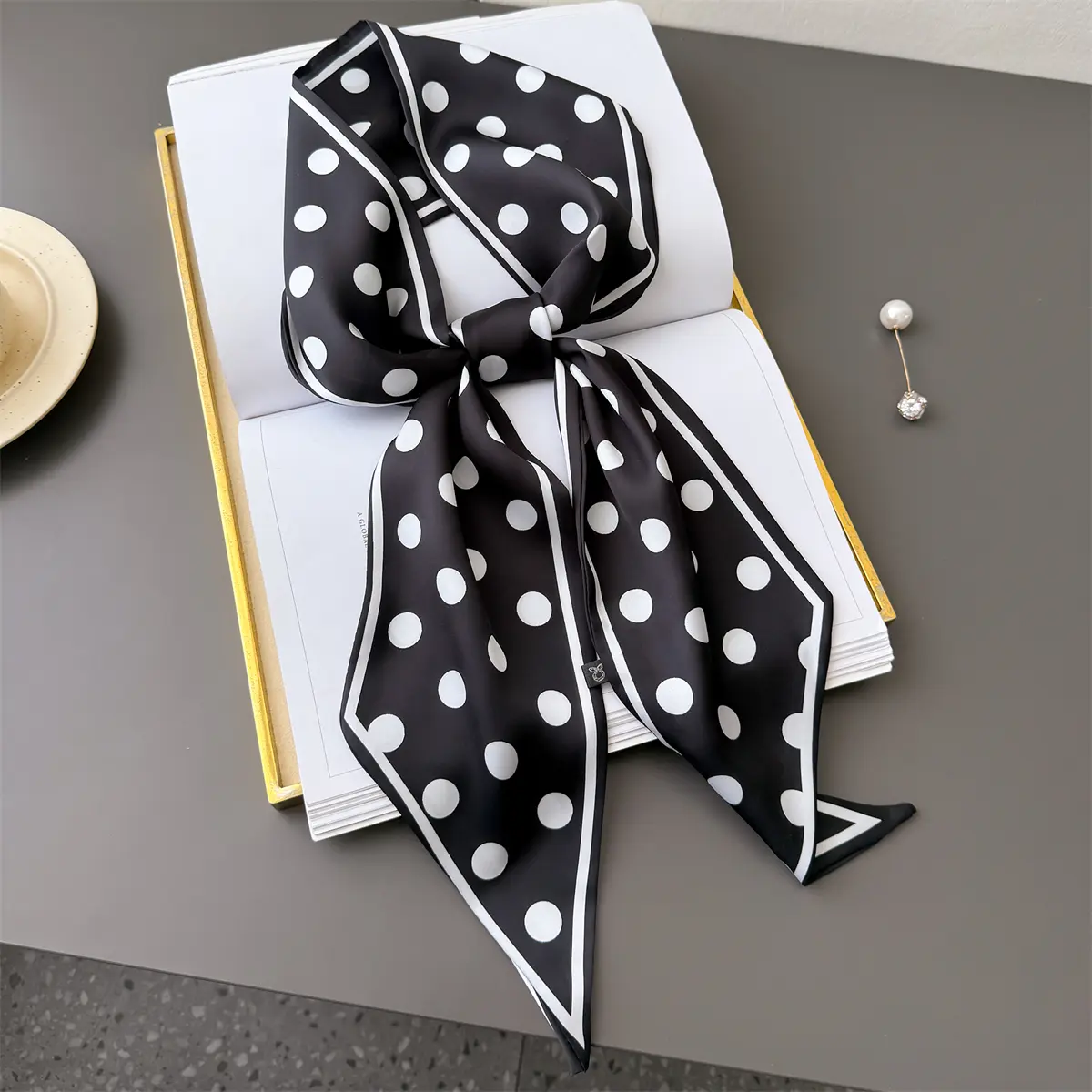 New Animal Leopard Scarf Skinny Ribbon Hairbands Women Neck Kerchief Foulard Soft Hair Bands Scarves Bag Handle Ribbon