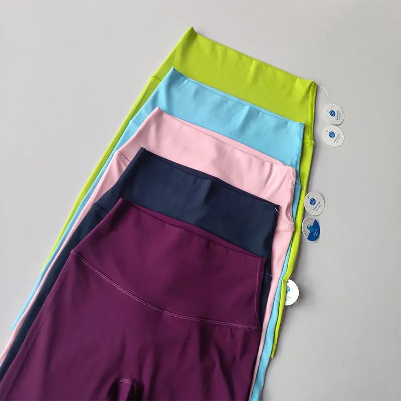 Contrast Color Yoga Suit Suspender Beauty Back Sports Lingerie for Women Naked and High Waist Lifting Yoga Quarter Pants Summer