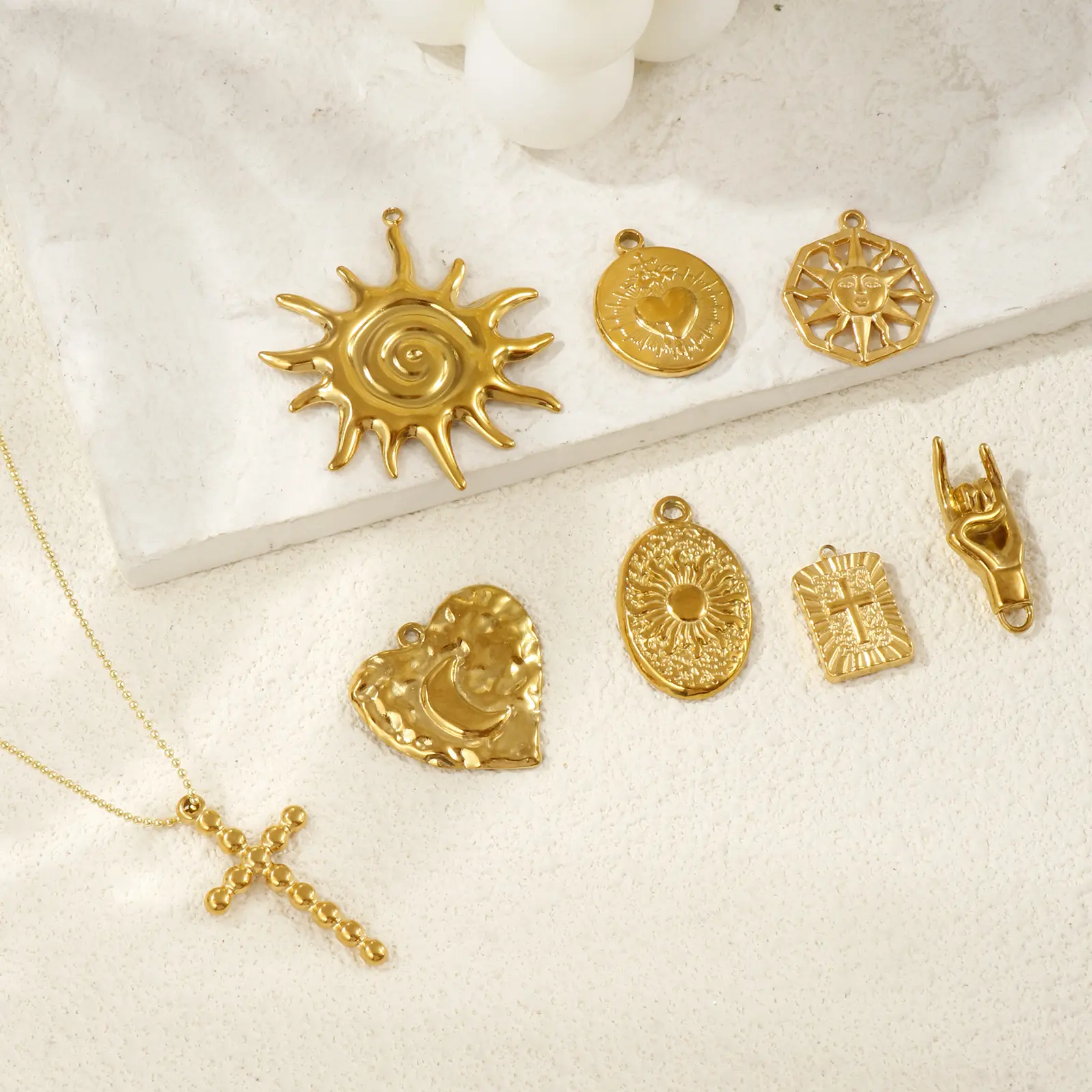 2 PCs 304 Stainless Steel Charms 18K Gold Plated Heart Cross Sun Metal Pendant For DIY Necklace Jewelry Making Findings