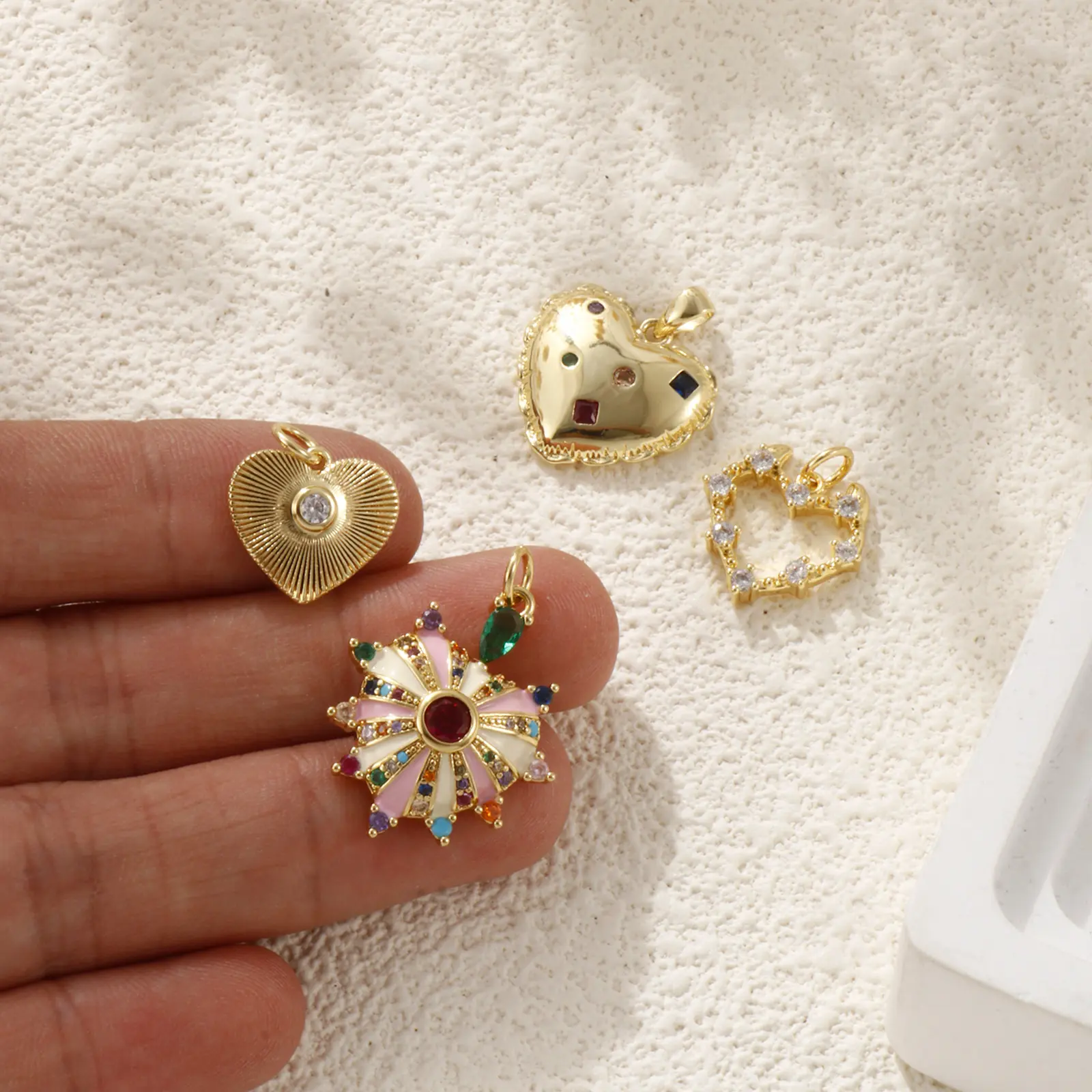 1 Piece Brass & Cubic Zirconia Valentine's Day Charms 18K Real Gold Plated Heart Pendant For DIY Necklace Jewelry Making