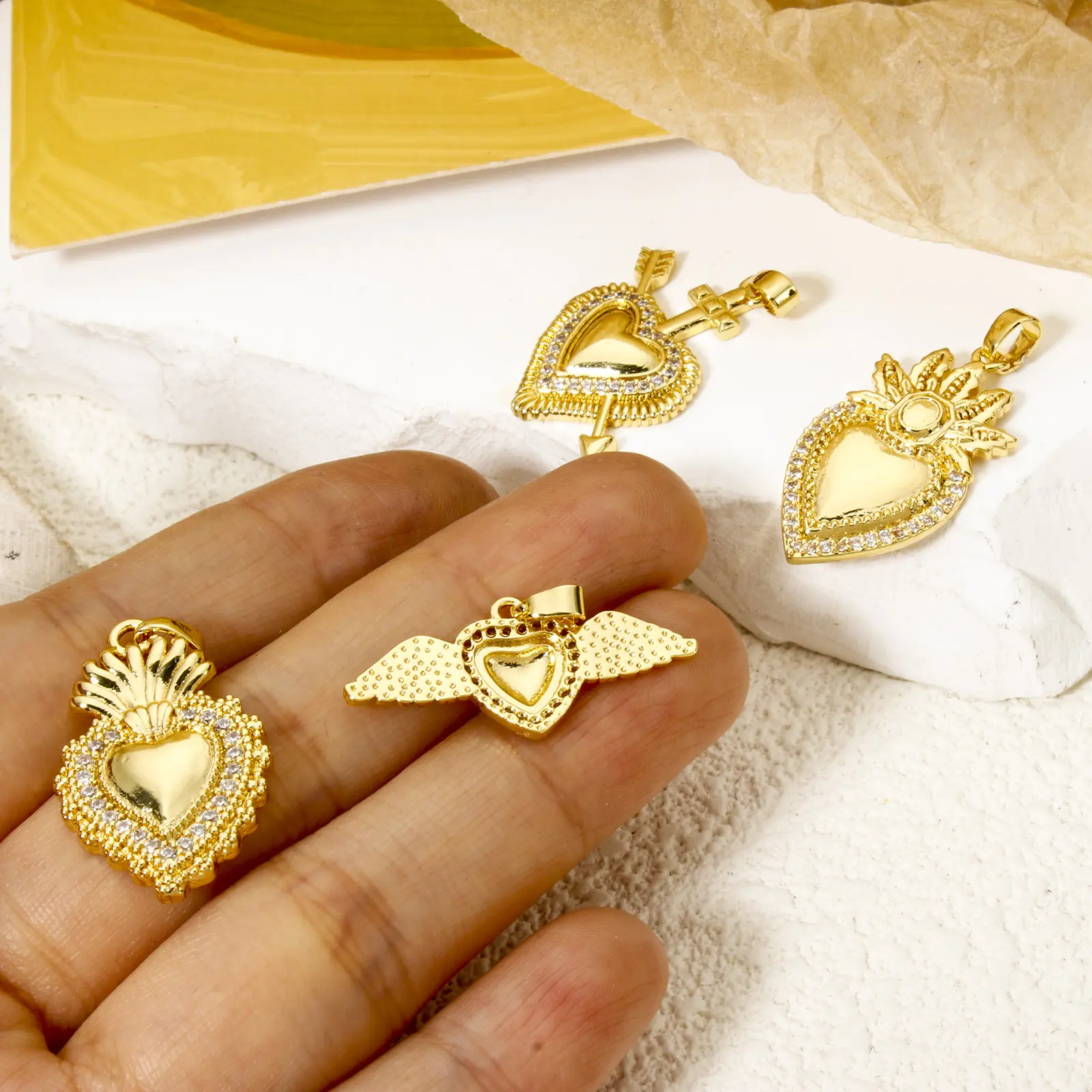 2 PCs Brass Religious Pendants Real Gold Plated Ex Voto Heart Micro Pave Clear Cubic Zirconia For DIY Neckalce Jewelry Making