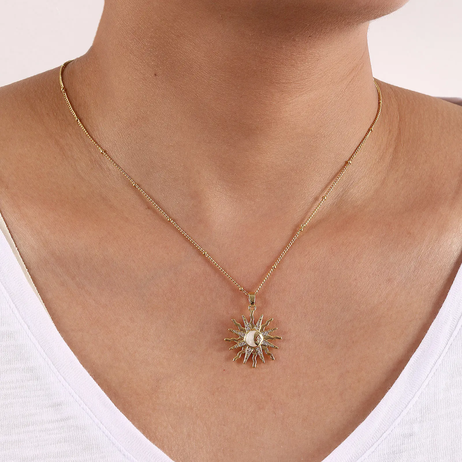 1 Piece Exquisite Galaxy 18K Gold Plated White Brass & Cubic Zirconia Curb Link Chain Sun Enamel Pendant Necklace For Women Gift
