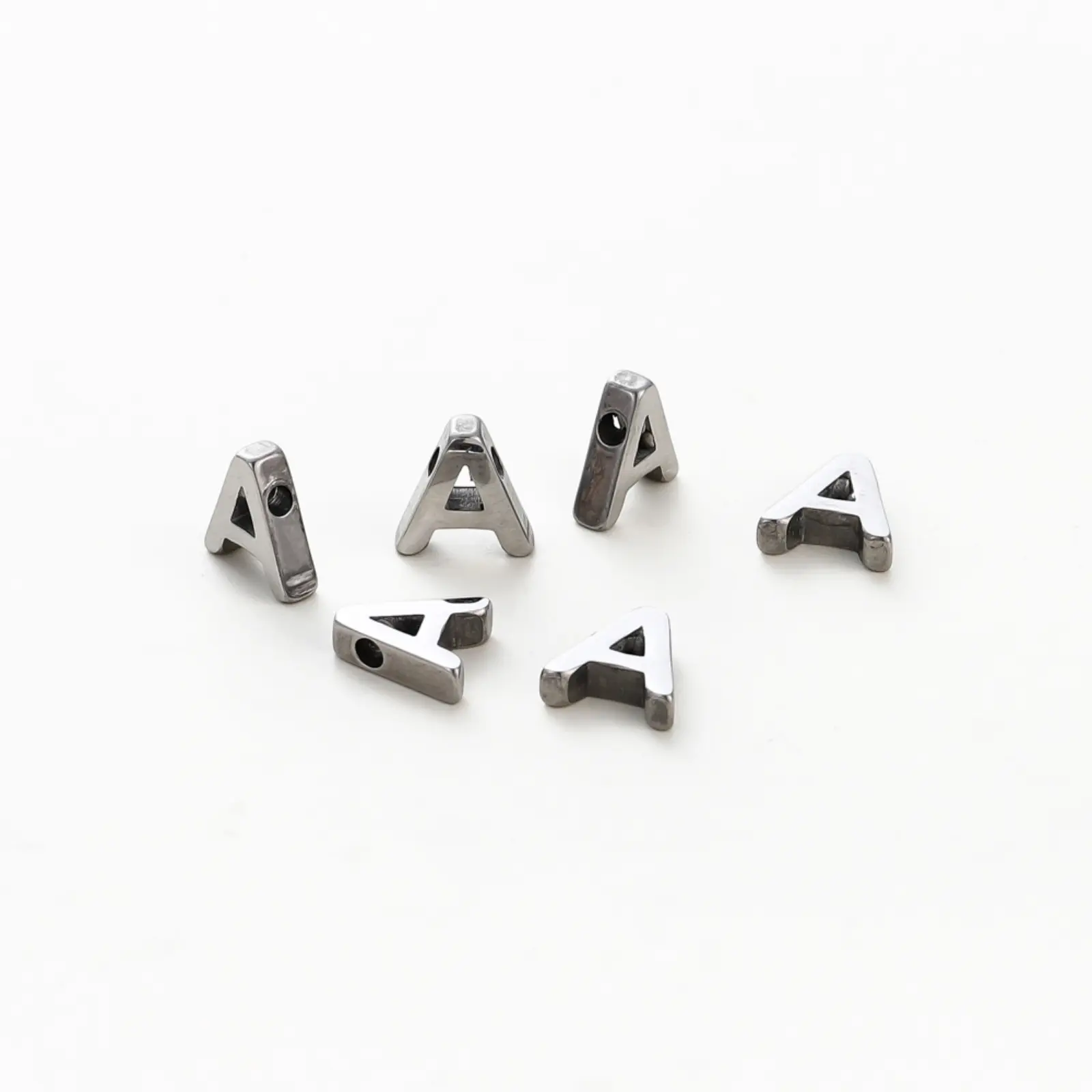 5 PCs 304 Stainless Steel Mini Charms Capital Alphabet Initial Letter Message " A-Z " Roller Burnishing Silver Color Beads