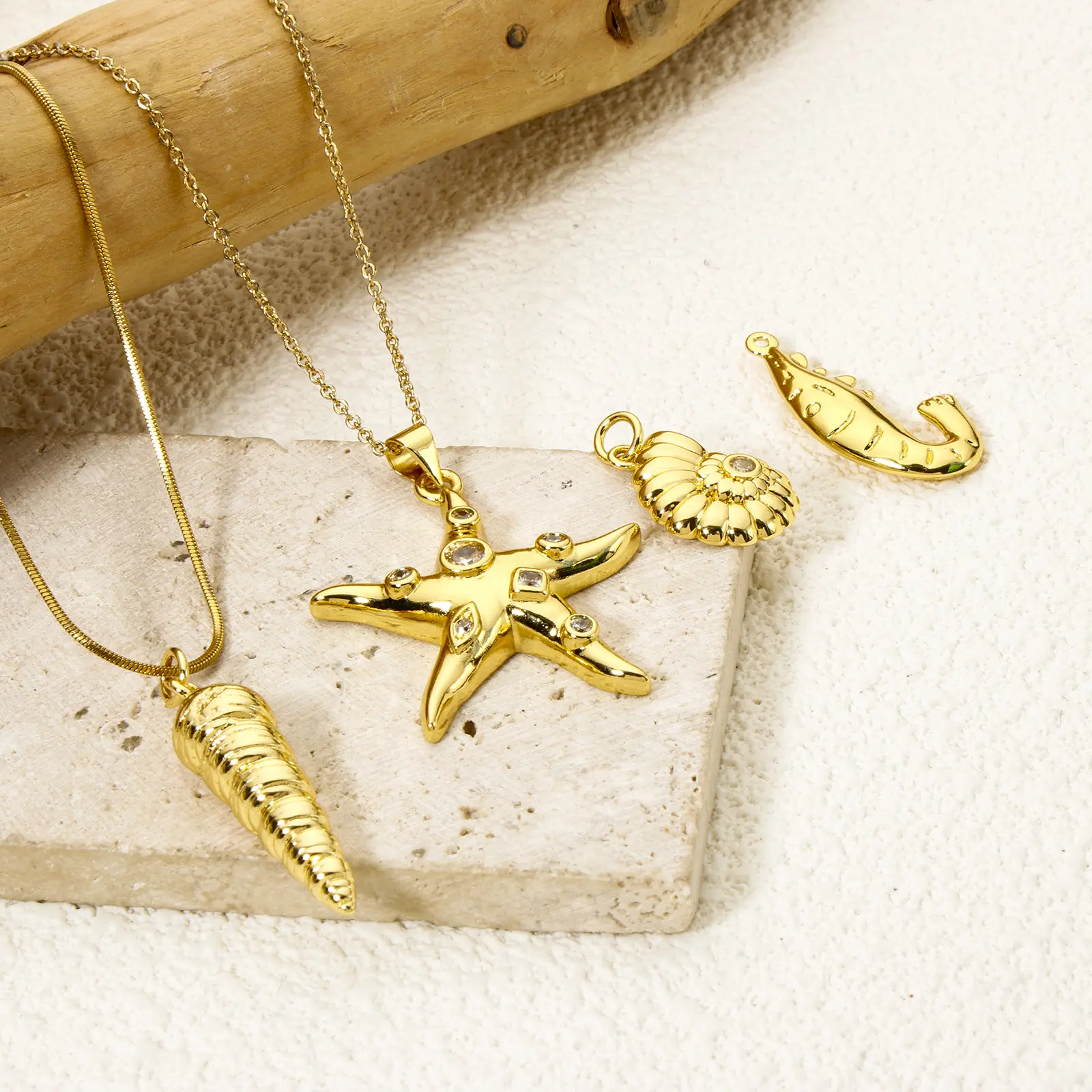 2 PCs Brass Ocean Jewelry Pendants For Jewelry Making 18K Real Gold Plated Shrimp Starfish Conch Charms DIY Necklace Findings