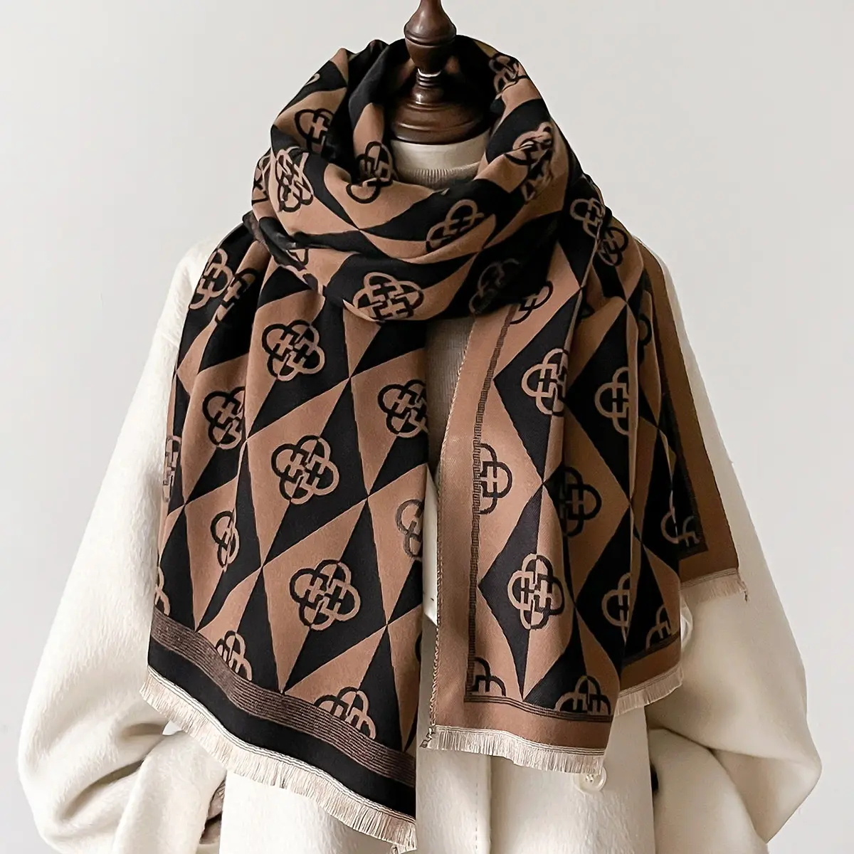 Luxury Women Winter Scarf Cashmere Warm Pashmina Brand Foulard Female Shawls Wraps Thick Soft Bufanda Poncho Scarves Stole 2024