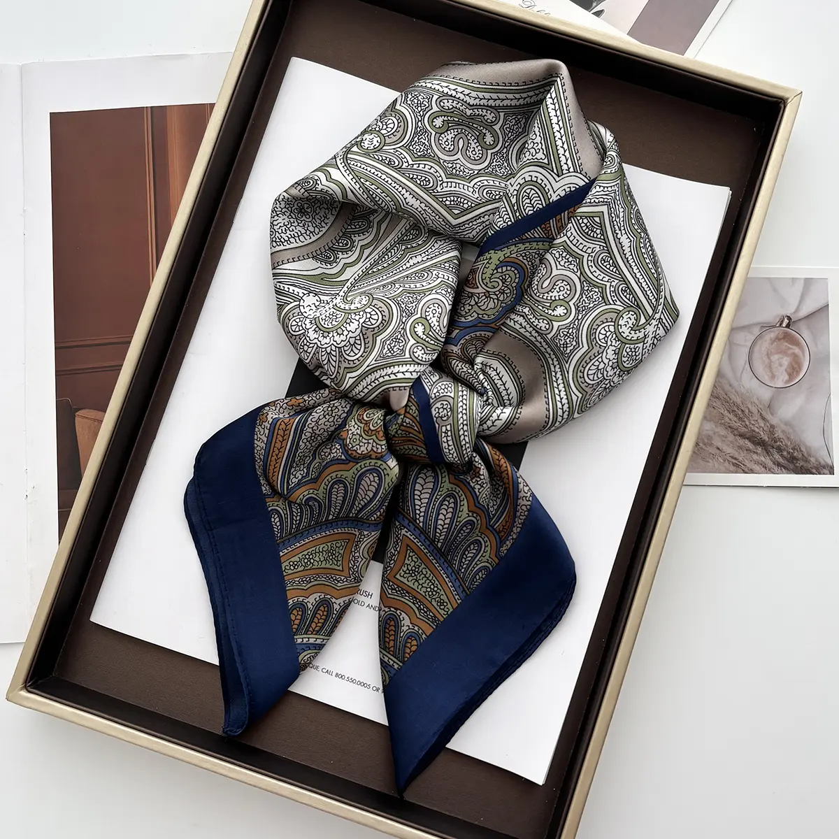 Luxury Women's Vintage Versatile Thin Satin Scarf Floral Print Hairband Spring Autumn Small Square Scarf for Tying Hair And Bags