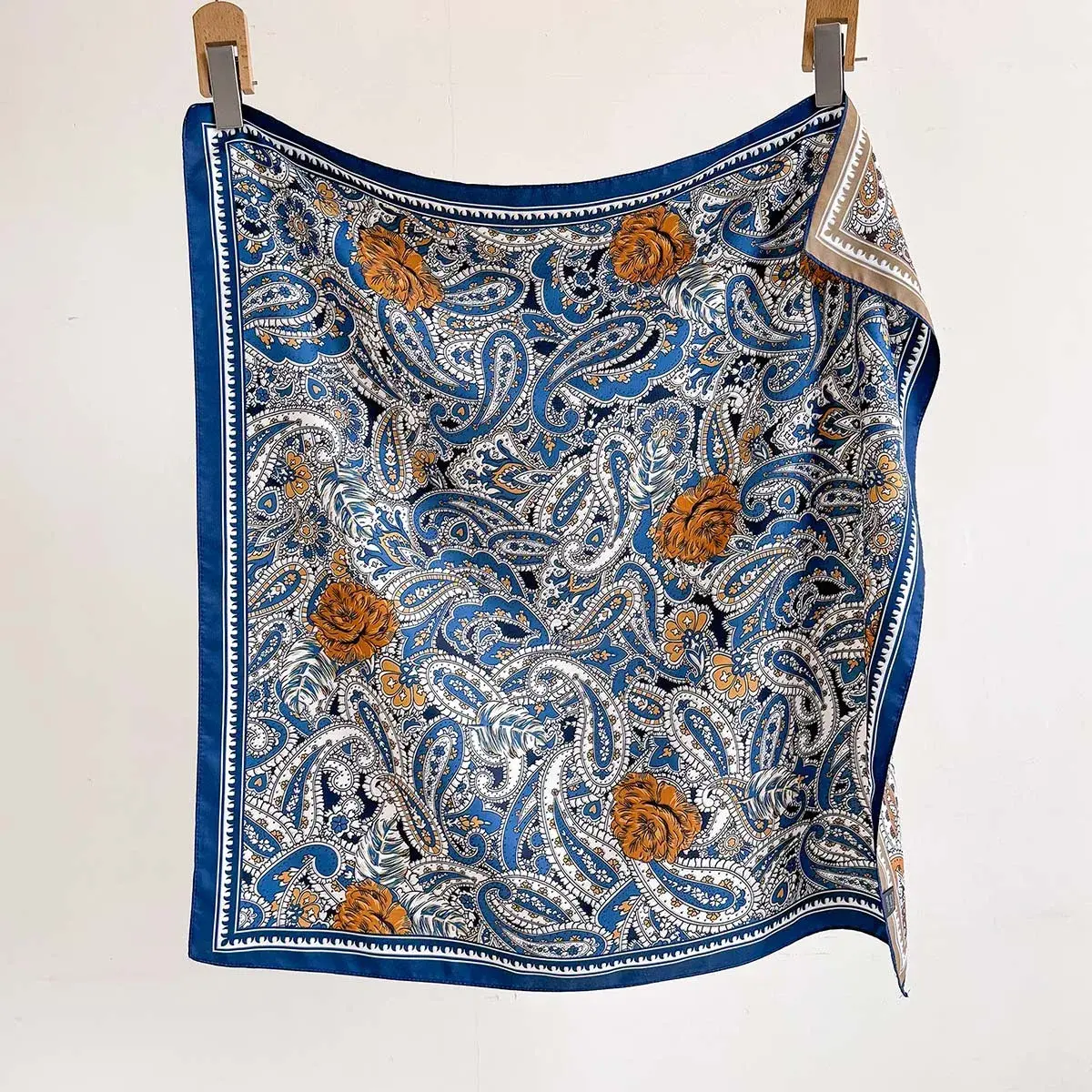 Luxury Imitation Silk Square Scarf Women‘s Double-sided Print Neckerchief Bandanas Foulard Paisley Hairbands Shawls Wraps