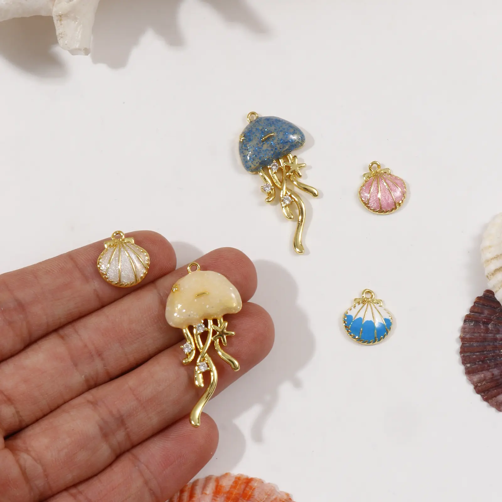 1 Piece Brass Ocean Jewelry Charms 18K Gold Plated Enamel Shell Jellyfish Pendant For DIY Necklace Bracelet Making