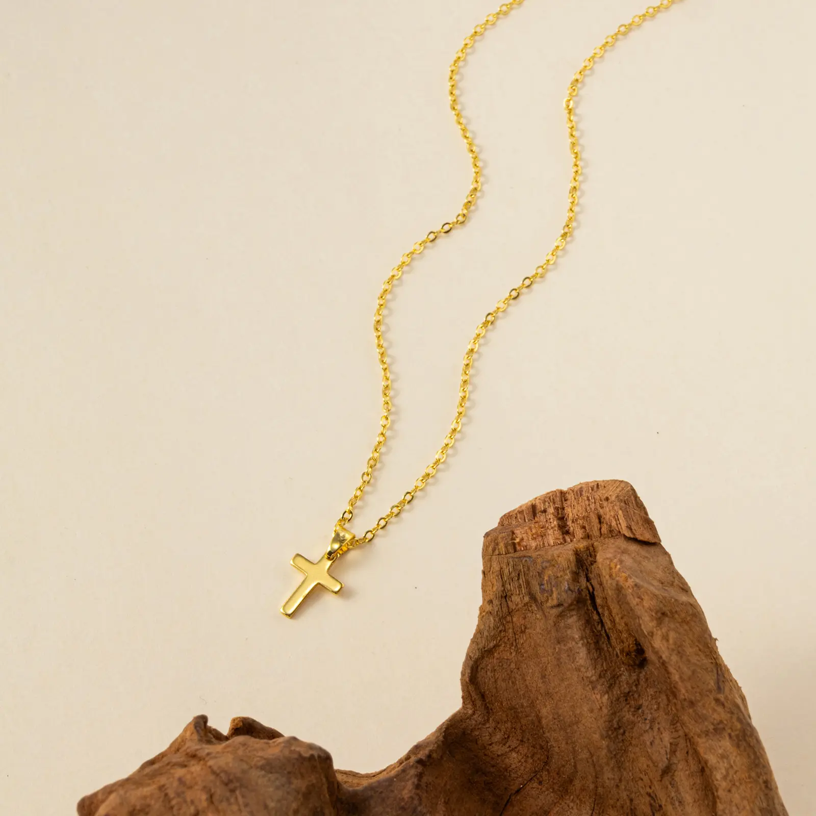 1 Piece Minimalist Religious 18K Real Gold Plated Brass Link Cable Chain Cross Pendant Charm Necklace Unisex Female Choker Gifts