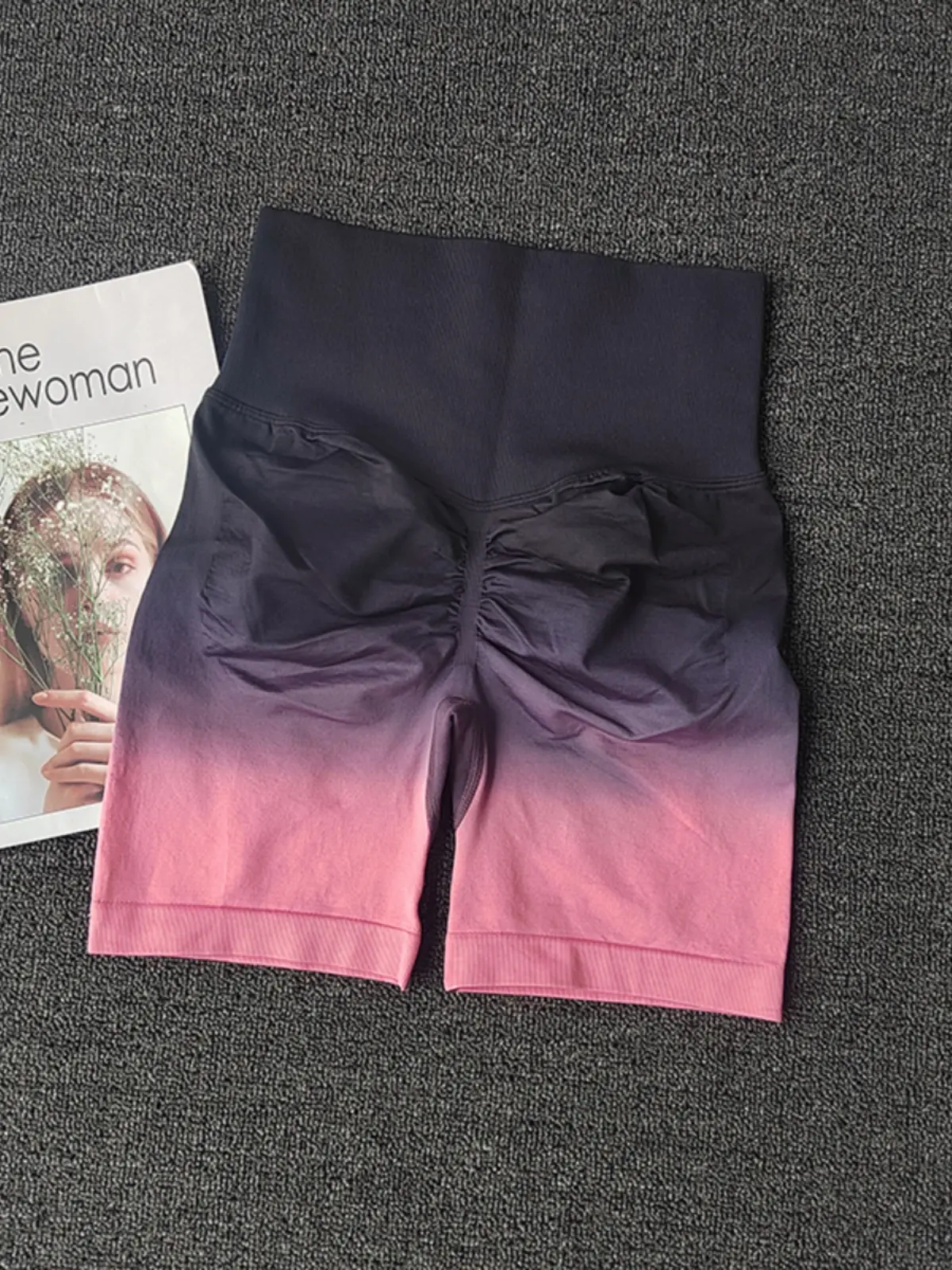 Peach Hip Gradient Yoga Pants Five-point Shorts Women's High Waist Elastic Breathable Tight Sports Shorts Running Outwear Suit