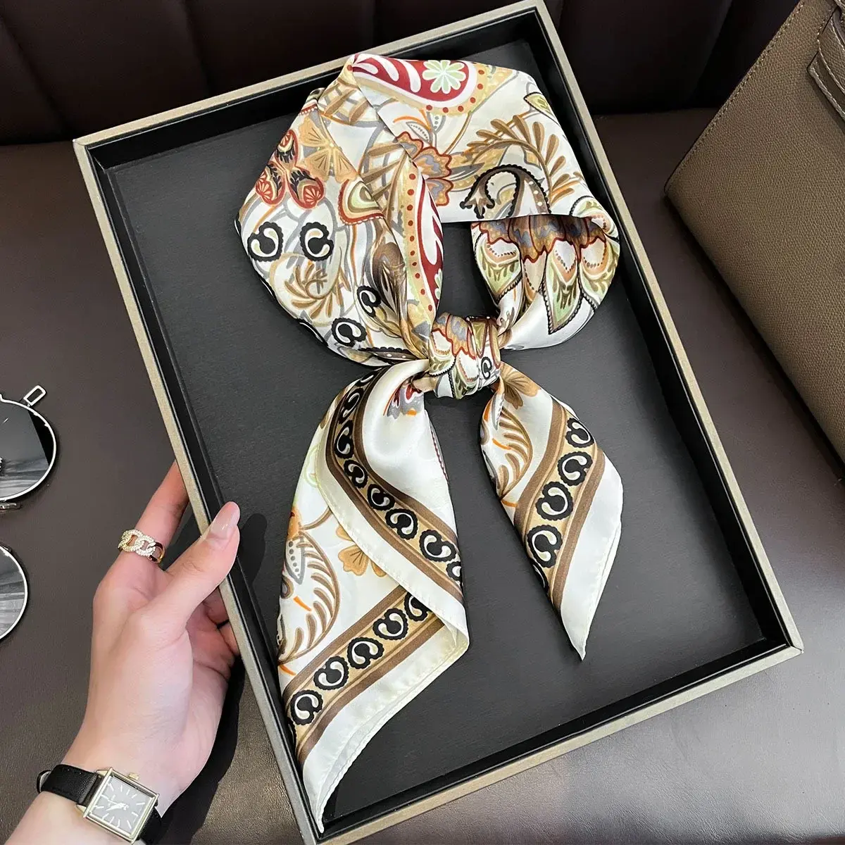 2025 New Paisley Printed Bandana Scarf Lightweight Soft Satin Stylish Versatile Neck Scarf For Women Hairbands Headscarf