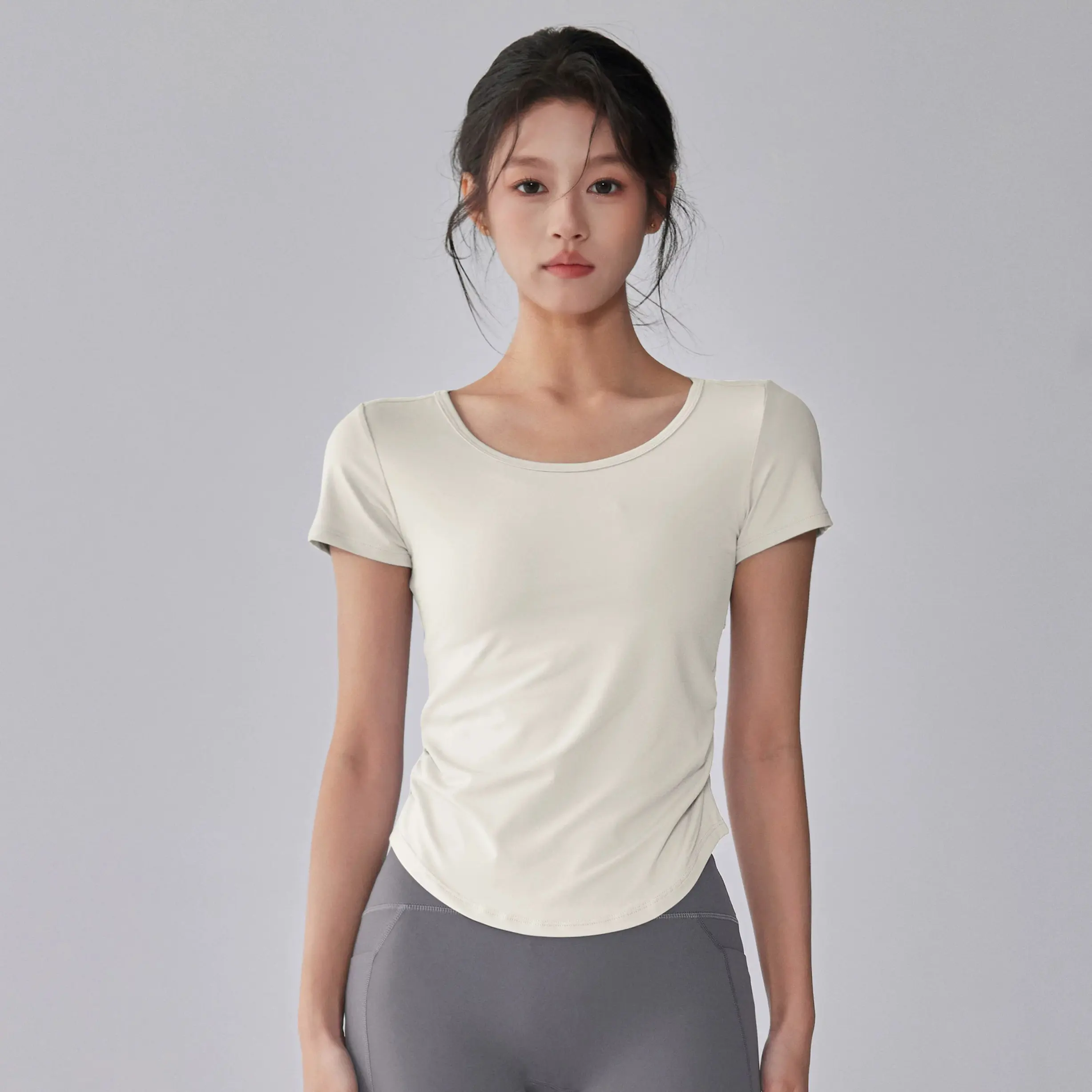 New Summer Cool Sunscreen Sports Top for Women's Mesh Breathable Quick-drying Yoga Suit Short-sleeved Slimming Fitness Suit