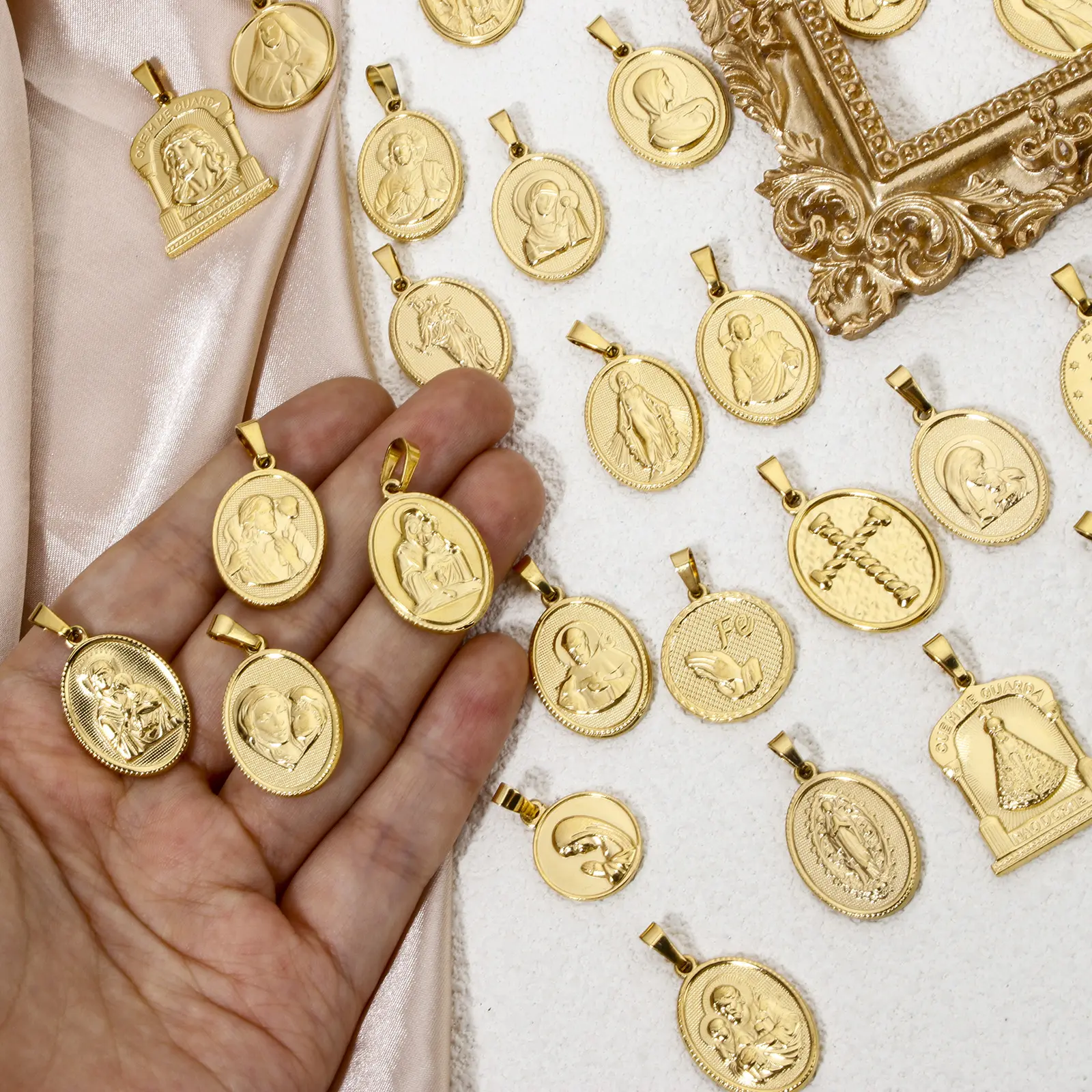 304 Stainless Steel Religious Charm Pendant 18K Gold Plated Virgin Mary For DIY Necklace Jewerly Making 3cm x 1.6cm,2 Piece