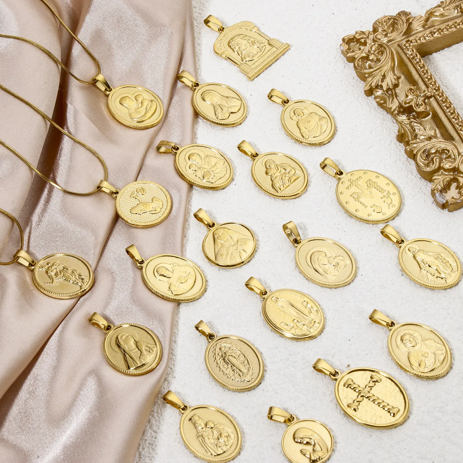 304 Stainless Steel Religious Charm Pendant 18K Gold Plated Virgin Mary For DIY Necklace Jewerly Making 3cm x 1.6cm,2 Piece