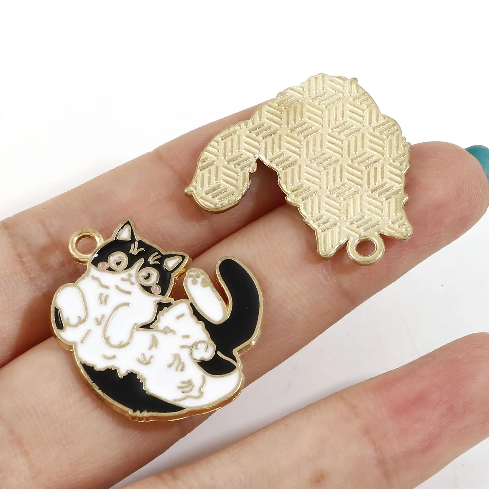 10 PCs Cute Cartoon Cat Charms Gold Color Cat Animal Enamel Metal Pendants For DIY Necklace Earrings Bracelet Jewelry Findings
