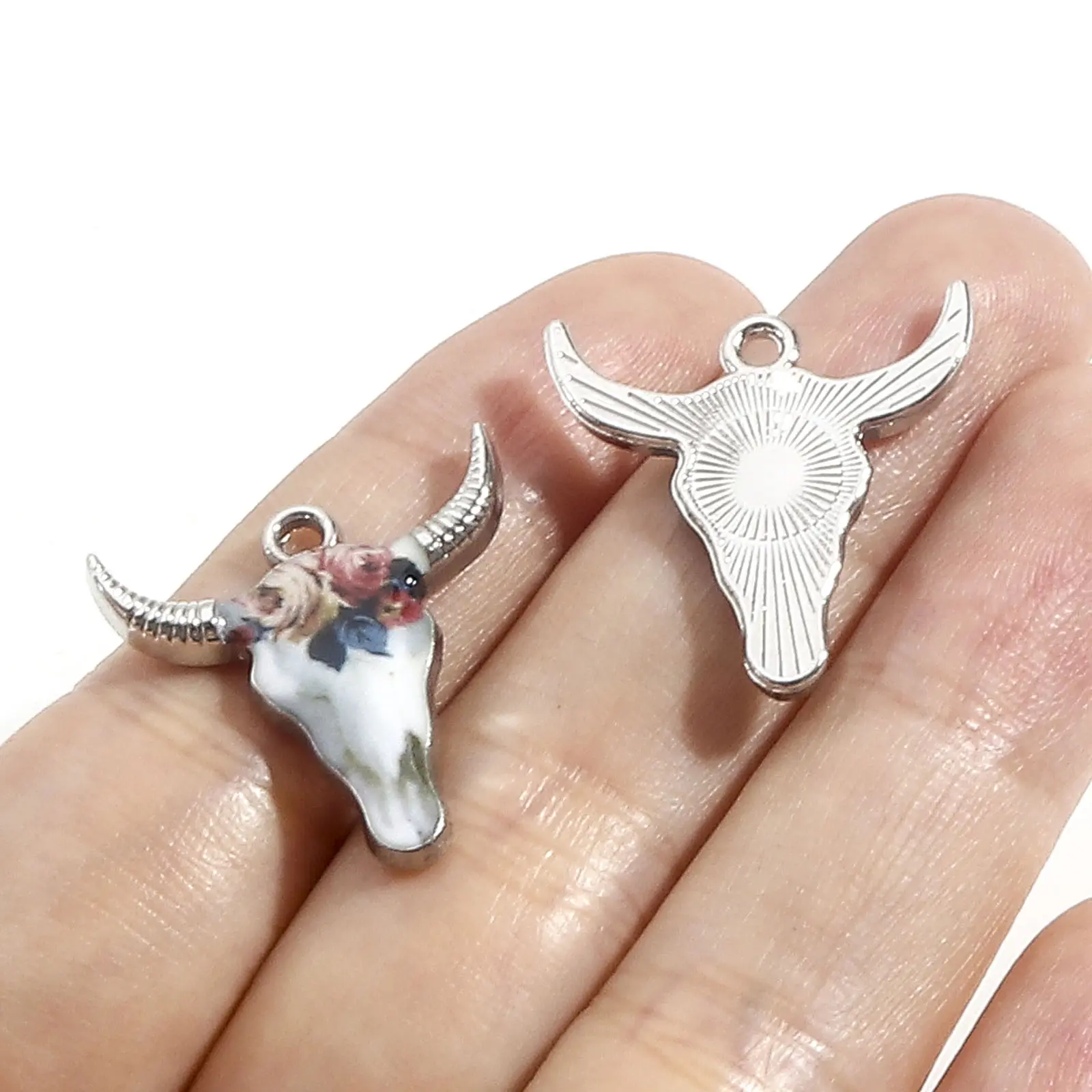 10 PCs Zinc Based Alloy Bull Head/ Cow Head Charms Silver Color Metal Enamel Animal Pendants For Diy Jewelry Making 22mm X 21mm