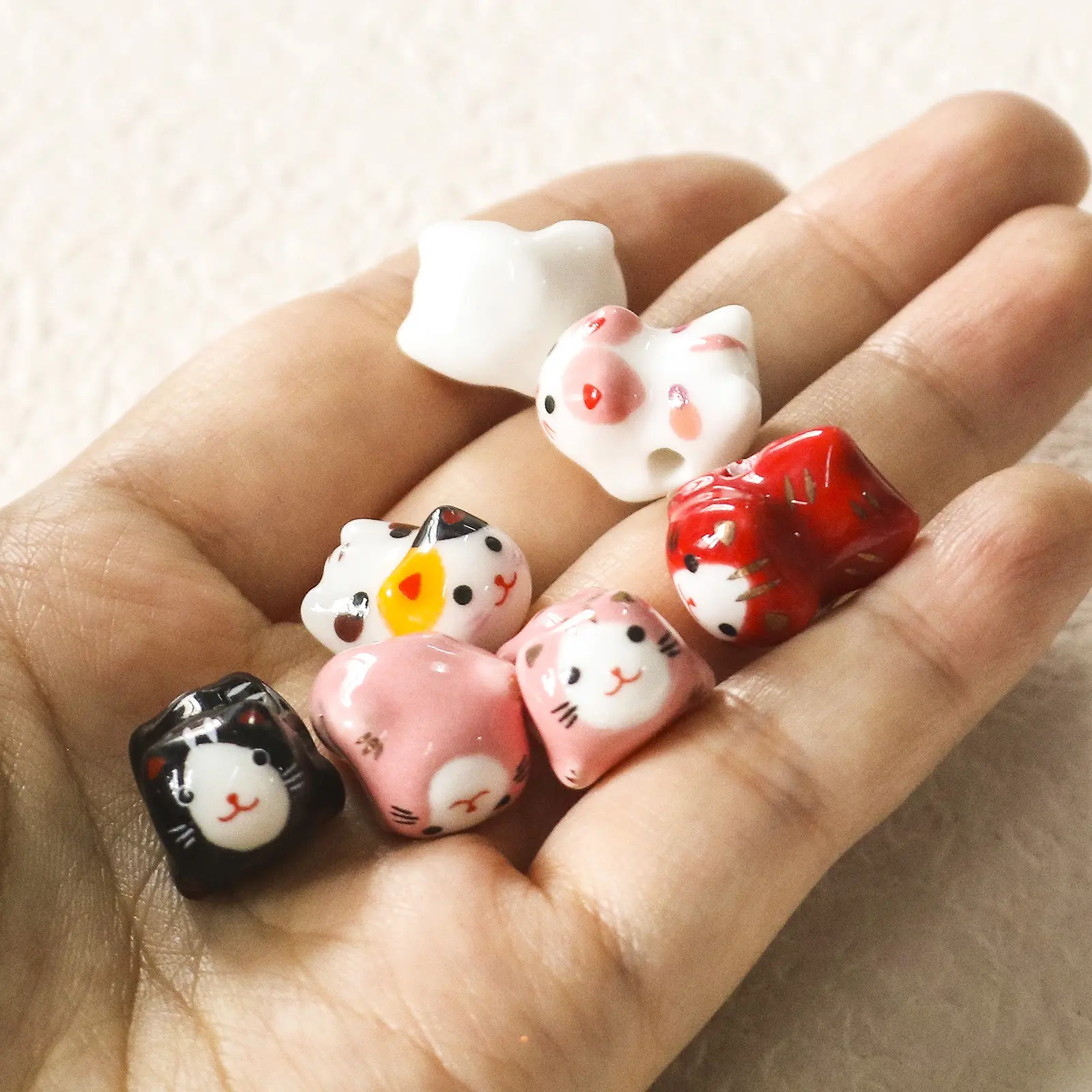 3D Cute Cat Ceramic Beads For DIY Charm Jewelry Making Cat Animal Bead Findings About 16mm x 13mm, Hole: Approx 2.5mm, 2 PCs