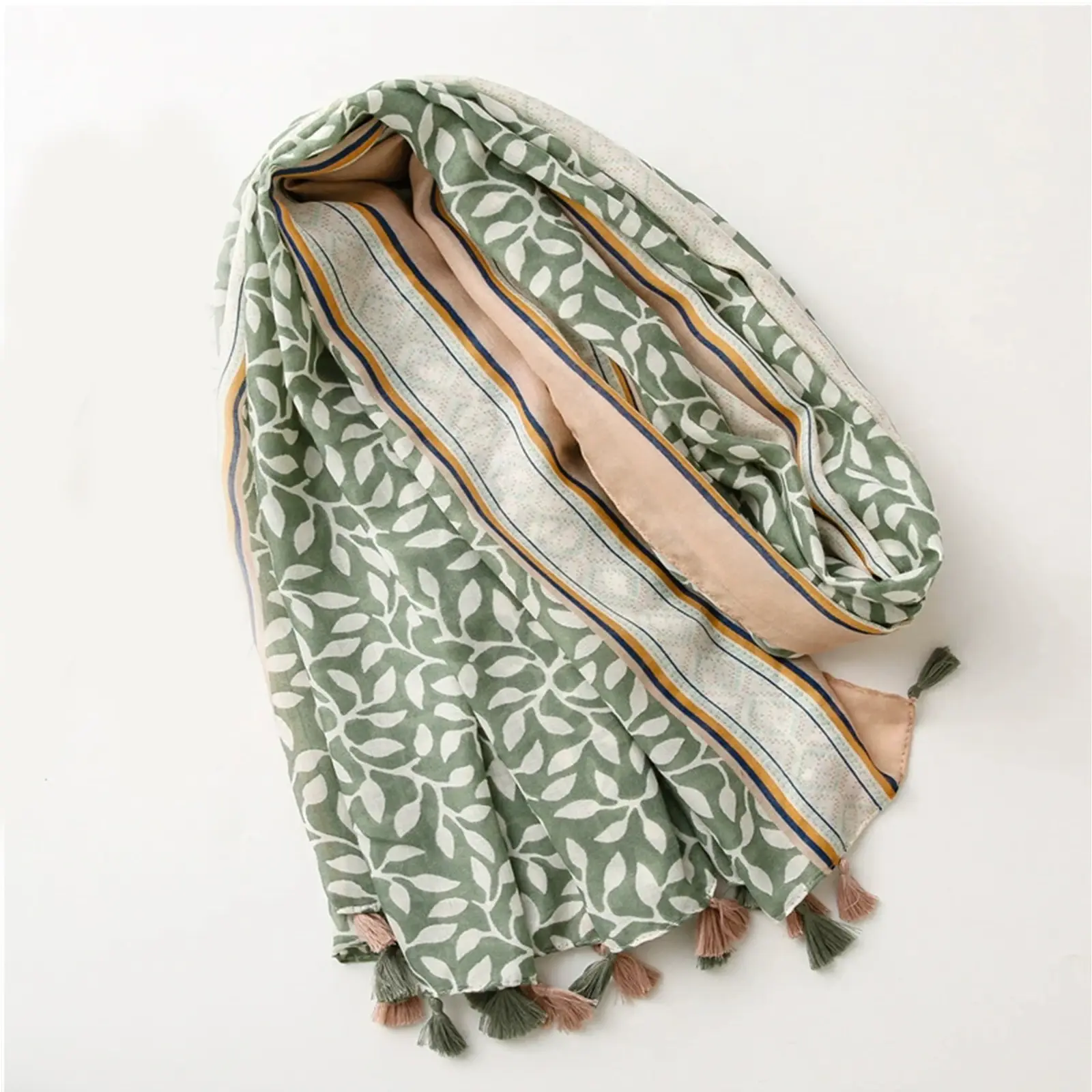 180 * 85cm Bandanna Muslim headscarf outdoor cotton and linen scarf the four seasons warm tassel shawl popular print beach towel