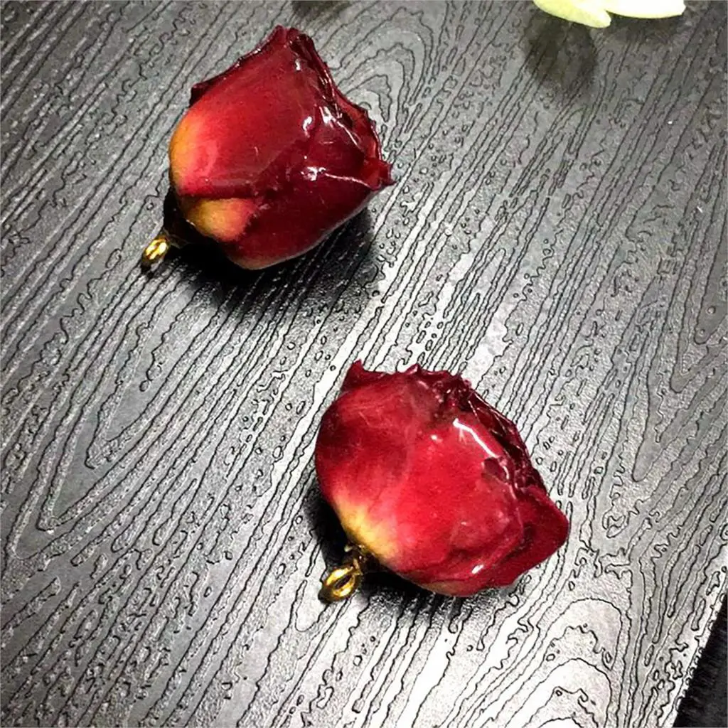 2 PCs Resin Real Flower leaf Charms Petaline Pendants Rose Petal Flowers Handmade Charm For DIY Earring Necklace Jewelry Making
