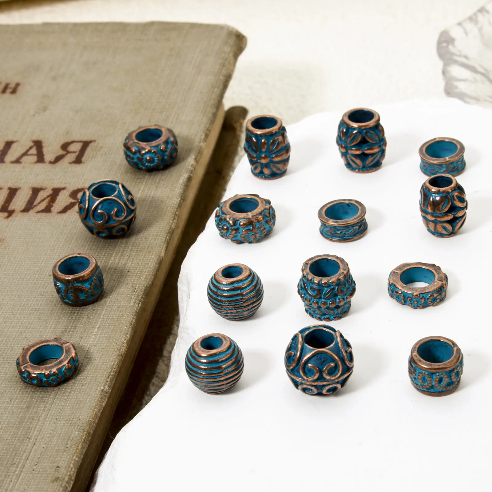20 PCs Zinc Based Alloy Bohemia Patina Spacer Beads For DIY Jewelry Making Antique Copper Blue Drum Flower Necklace Findings