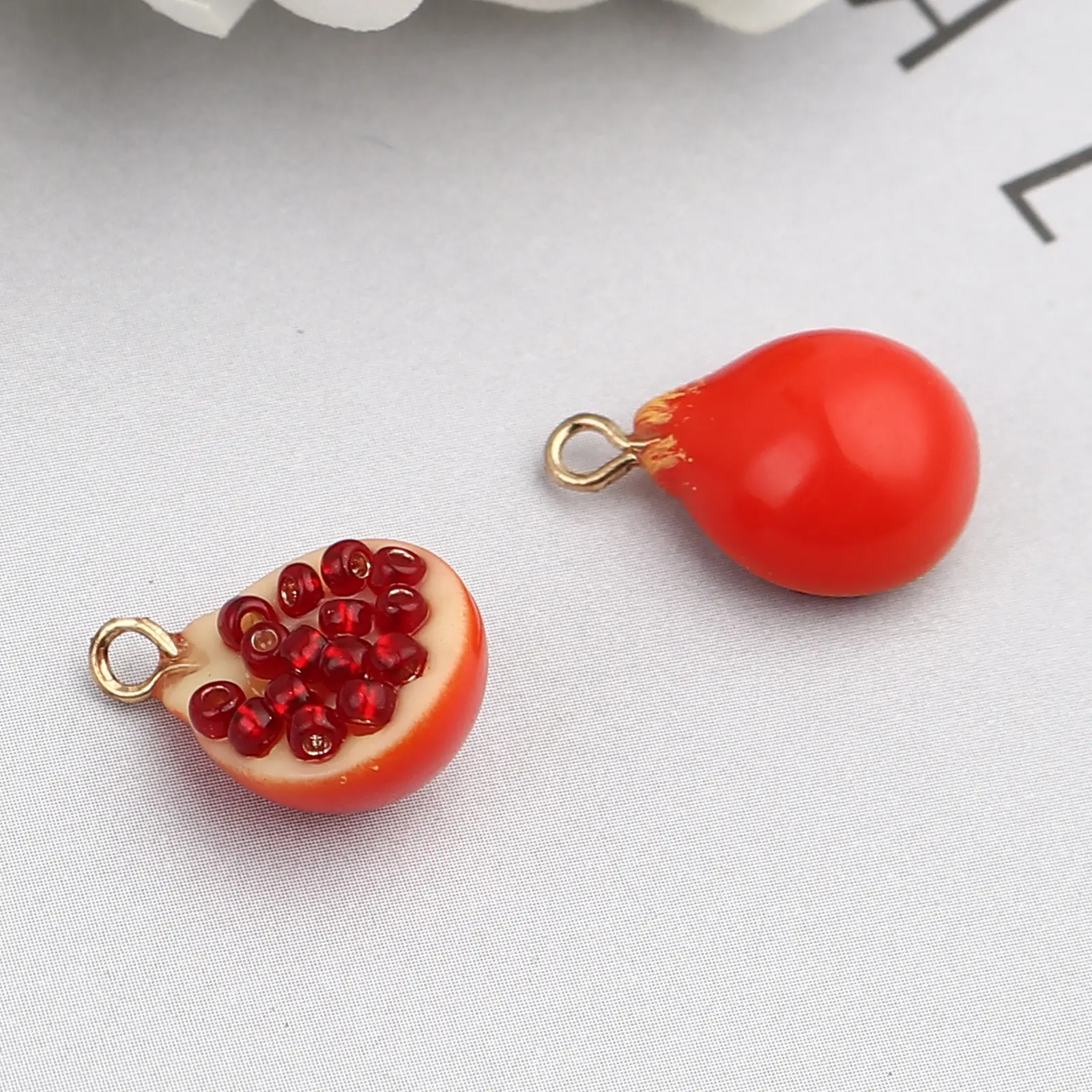 3/5 PCs Green Purple Fruit Grape Charms Zinc Based Alloy Simulation Resin Fruit Grape Pendants Gold Color For DIY Making Jewelry