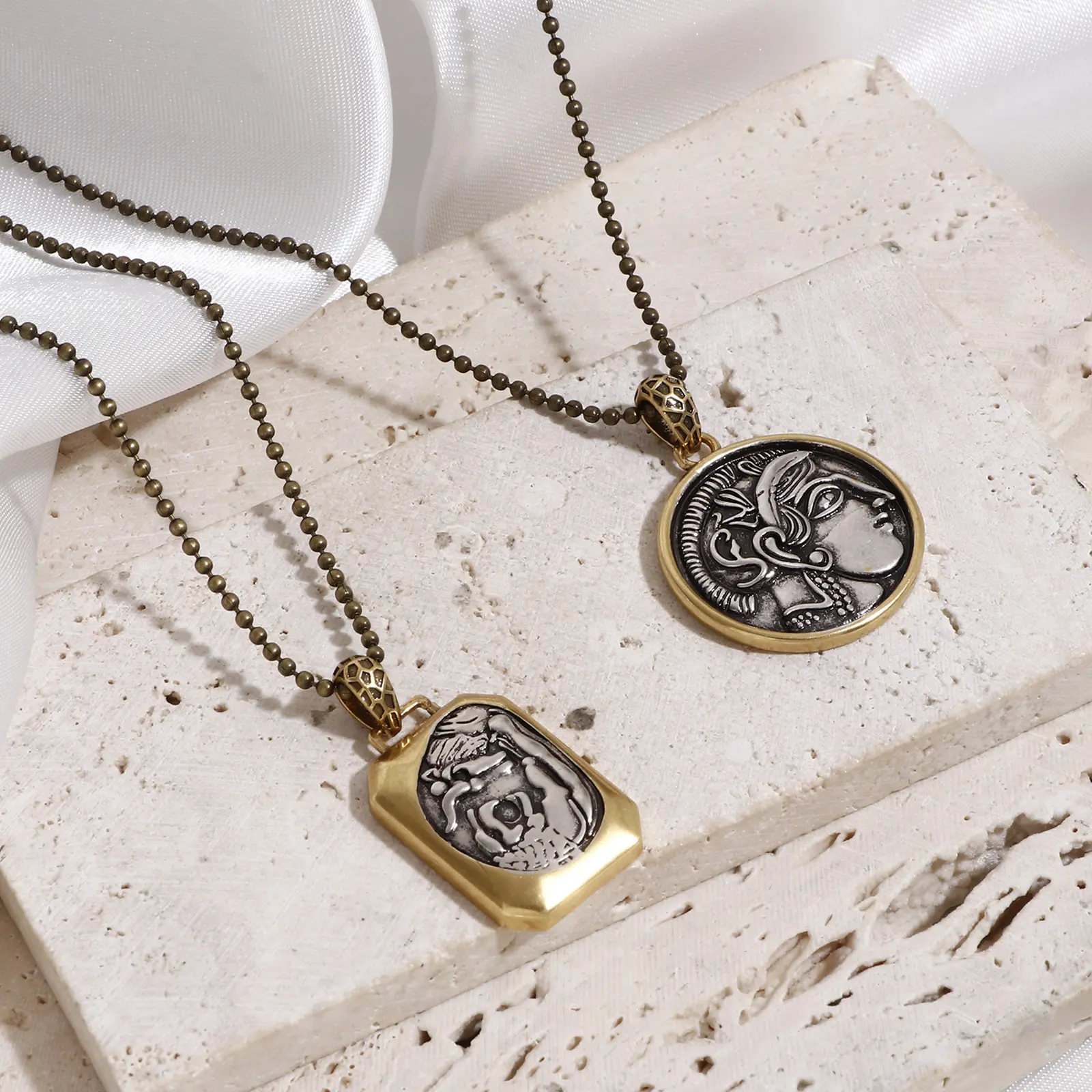 1 Piece Brass Coin Pendants Antique Silver Color Antique Bronze Two Tone Head Portrait Double Sided For DIY Jewelry Making