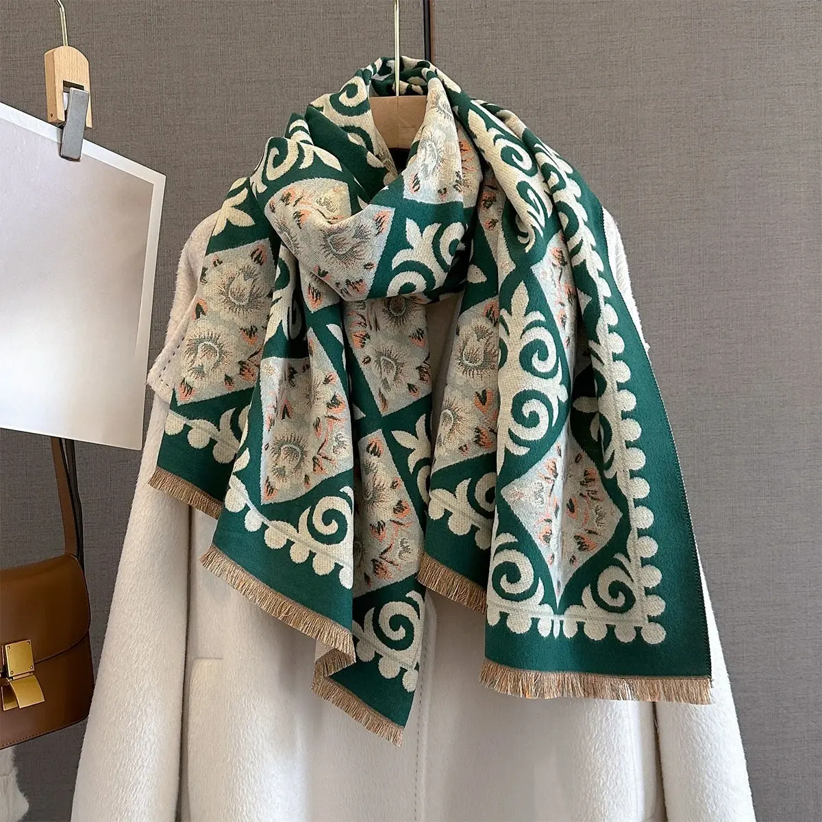 2025 Elegance Two-Sided Print Scarf For Women Soft Warm Pashmina Taessl Shawl Autumn Winter Outdoor Coldproof Windproof Blanket