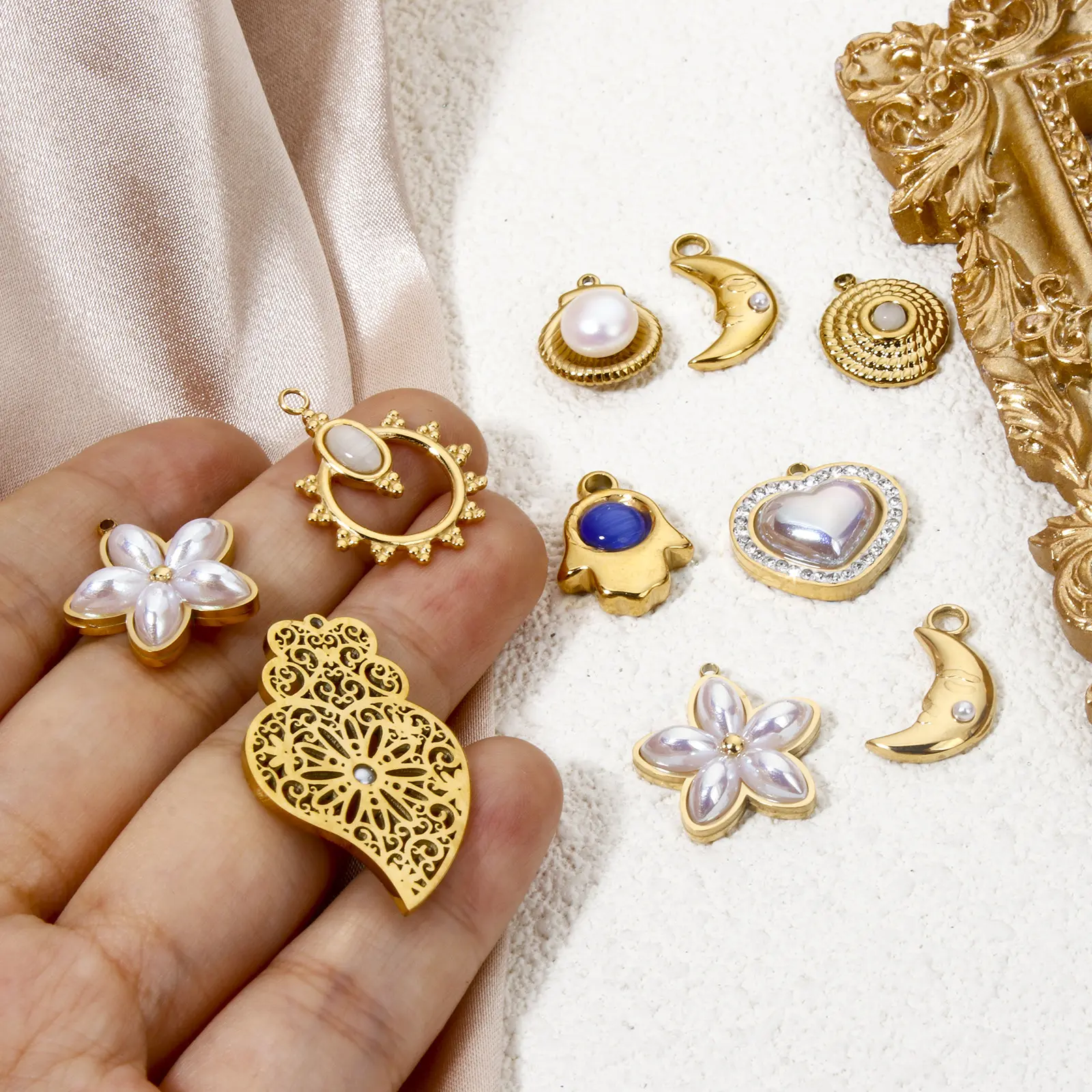1 Piece Stainless Steel Charms Gold Plated Heart Filigree Shell Imitation Pearl Moon For Jewelry Making DIY Necklace Bracelet