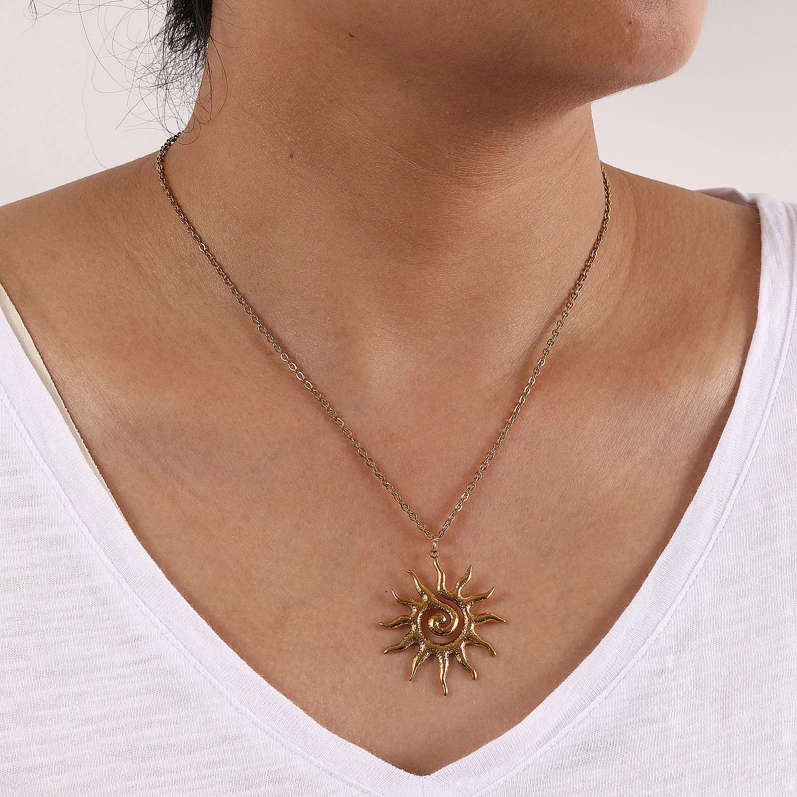 Stylish Galaxy 18K Real Gold Plated 304 Stainless Steel Link Cable Chain Sun Pendant Necklace For Women Gift, 1 Piece