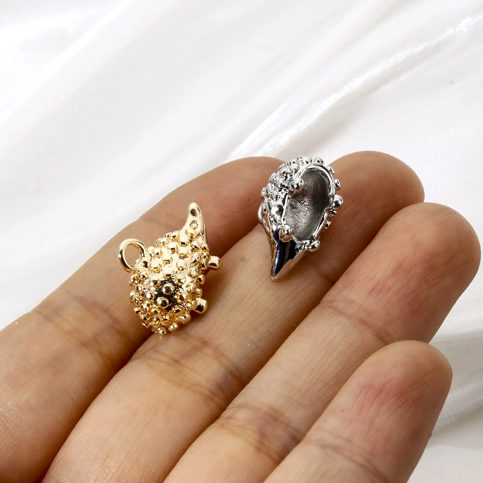 5 PCs Brass Hedgehog Charms Real Gold Plated 3D Pendants For DIY Necklace Jewelry Making 18mm x 13.5mm
