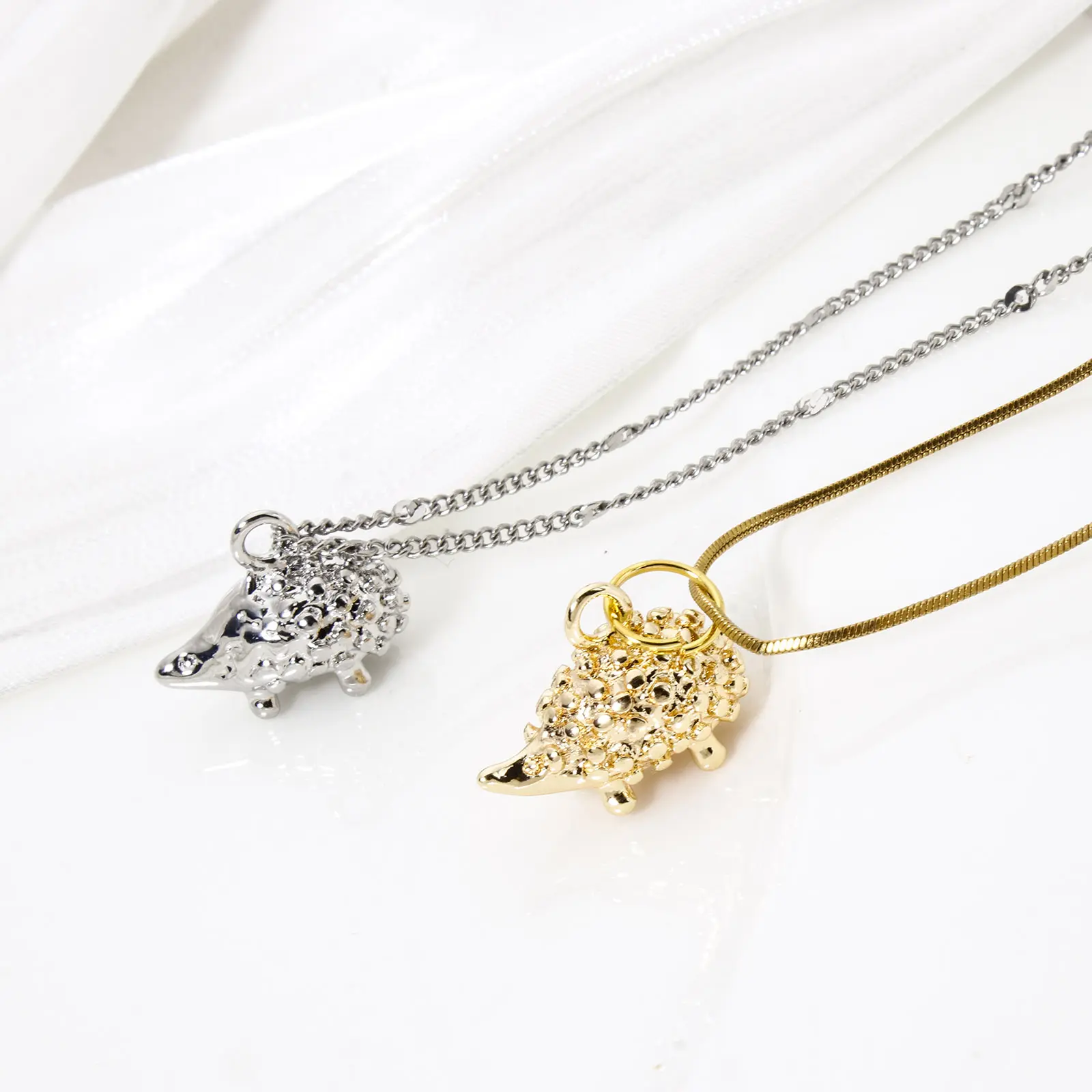 5 PCs Brass Hedgehog Charms Real Gold Plated 3D Pendants For DIY Necklace Jewelry Making 18mm x 13.5mm
