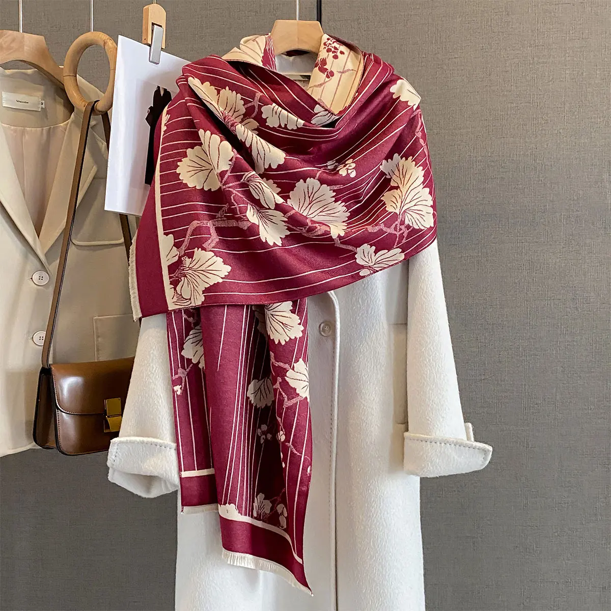 New Luxury Brand Two-Sided Jacquard Scarf Cashmere Soft Warm Fringe Pashmina Shawl Winter Coldproof Windproof Blanket