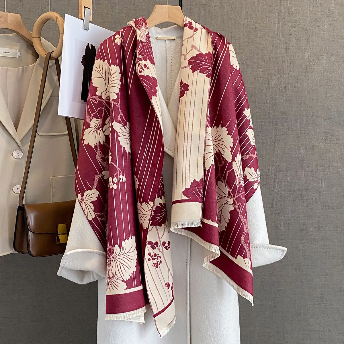 New Luxury Brand Two-Sided Jacquard Scarf Cashmere Soft Warm Fringe Pashmina Shawl Winter Coldproof Windproof Blanket