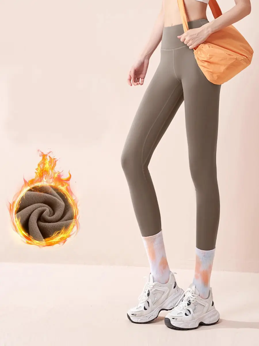 2024 Thick Velvet Yoga Pants Autumn/Winter High Waist Women Tight Pants Peach Naked Large Professional Running Fitness Leggings